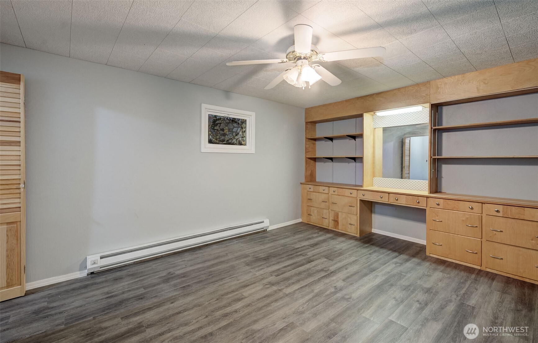 307 E Walnut Street