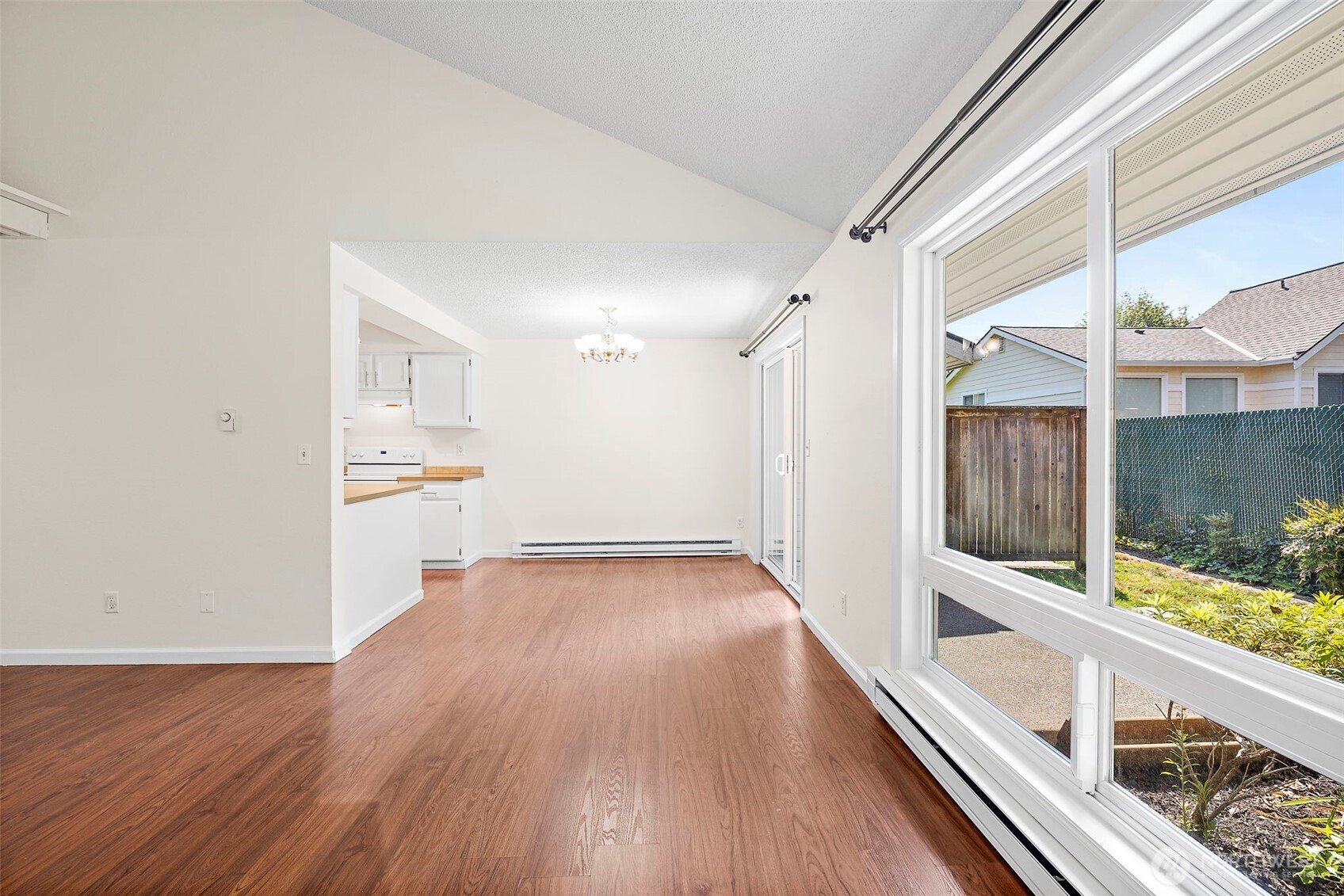 15208 NE 8th Street Unit: C3