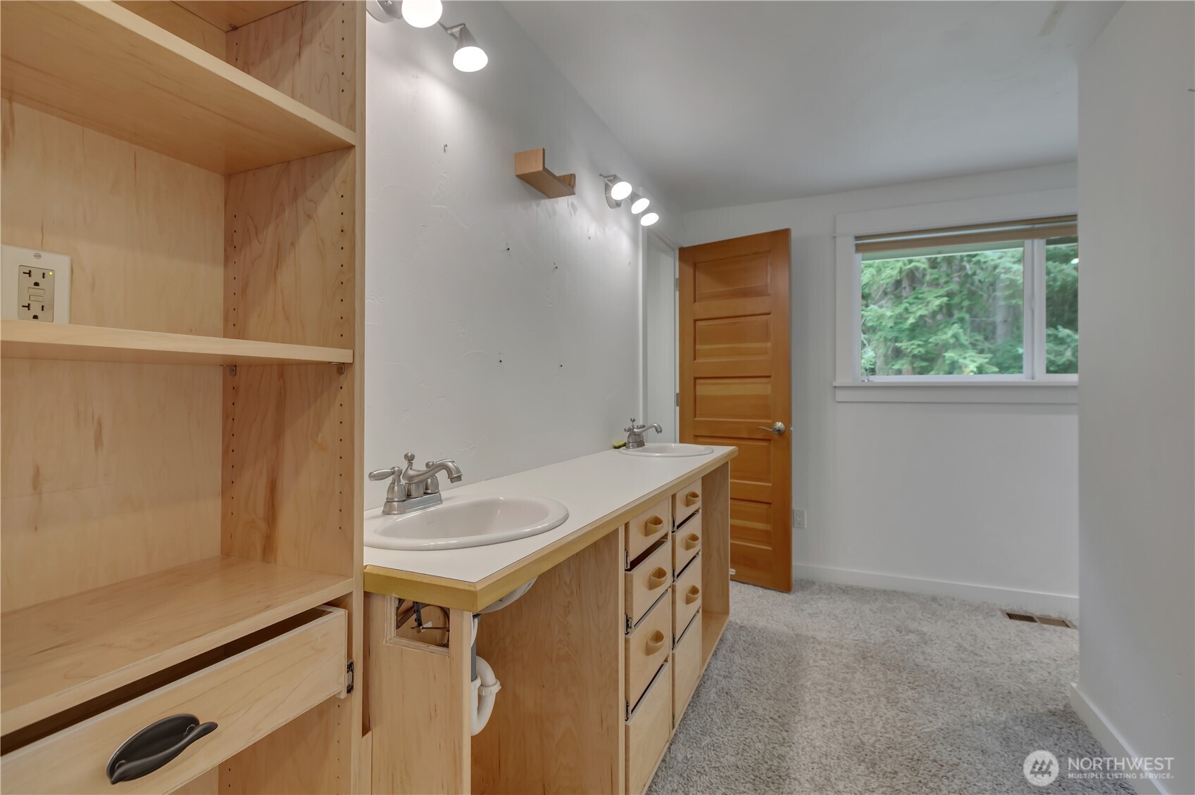 11019 136th Street NW