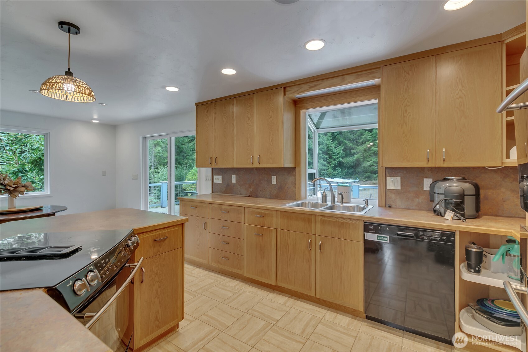 11019 136th Street NW