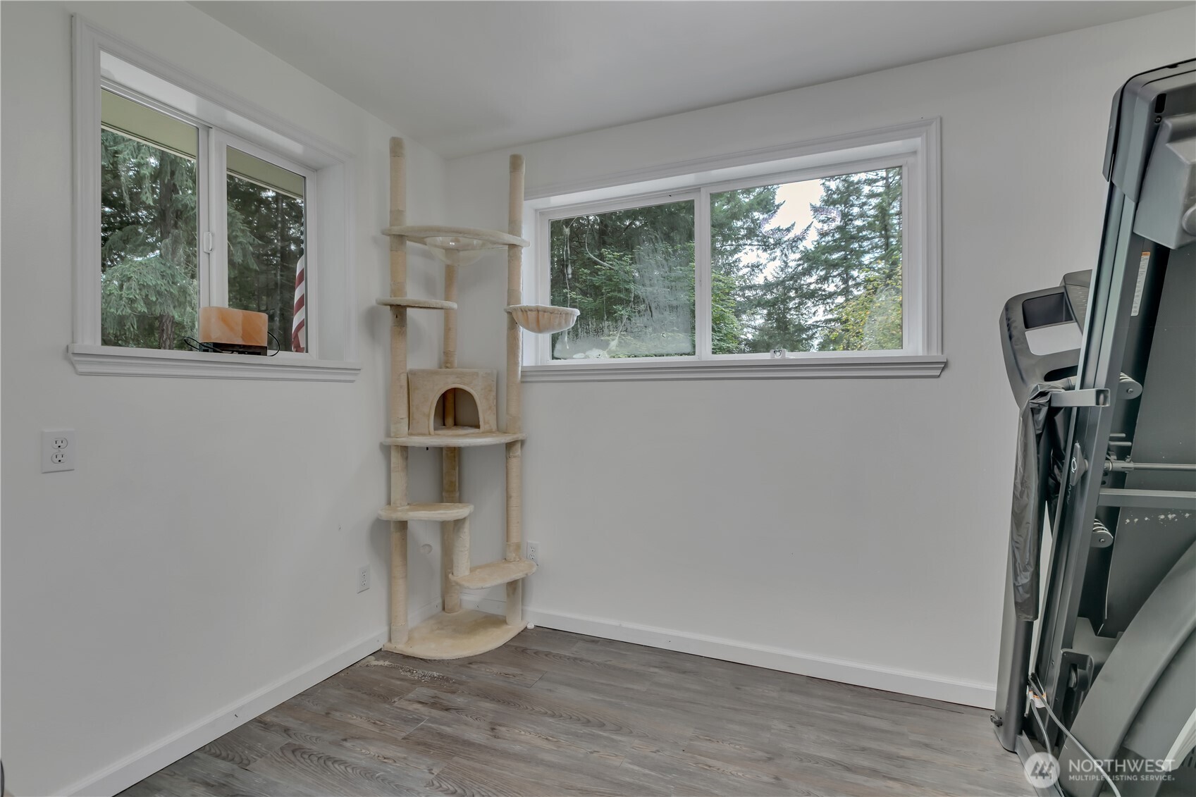11019 136th Street NW
