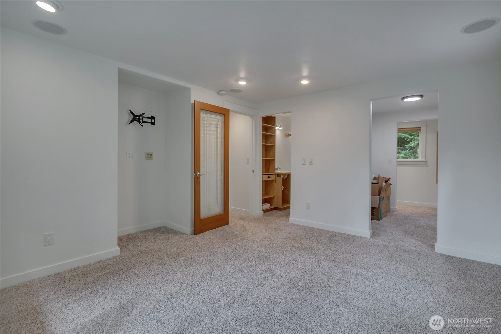 11019 136th Street NW
