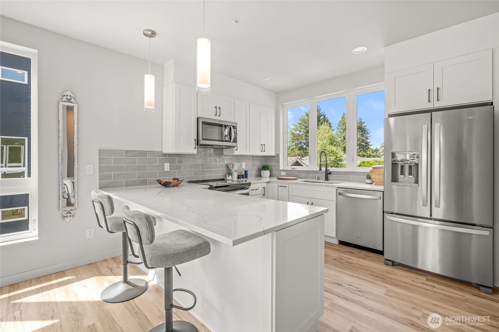 12225 Roseberg Avenue S Unit: 3