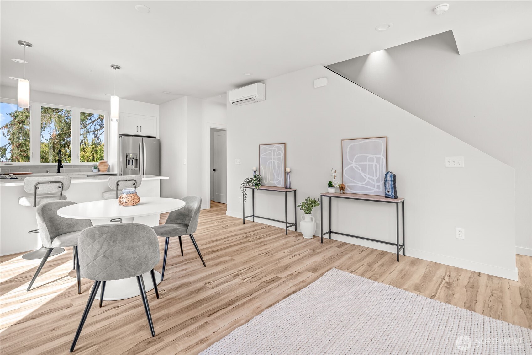 12225 Roseberg Avenue S Unit: 3