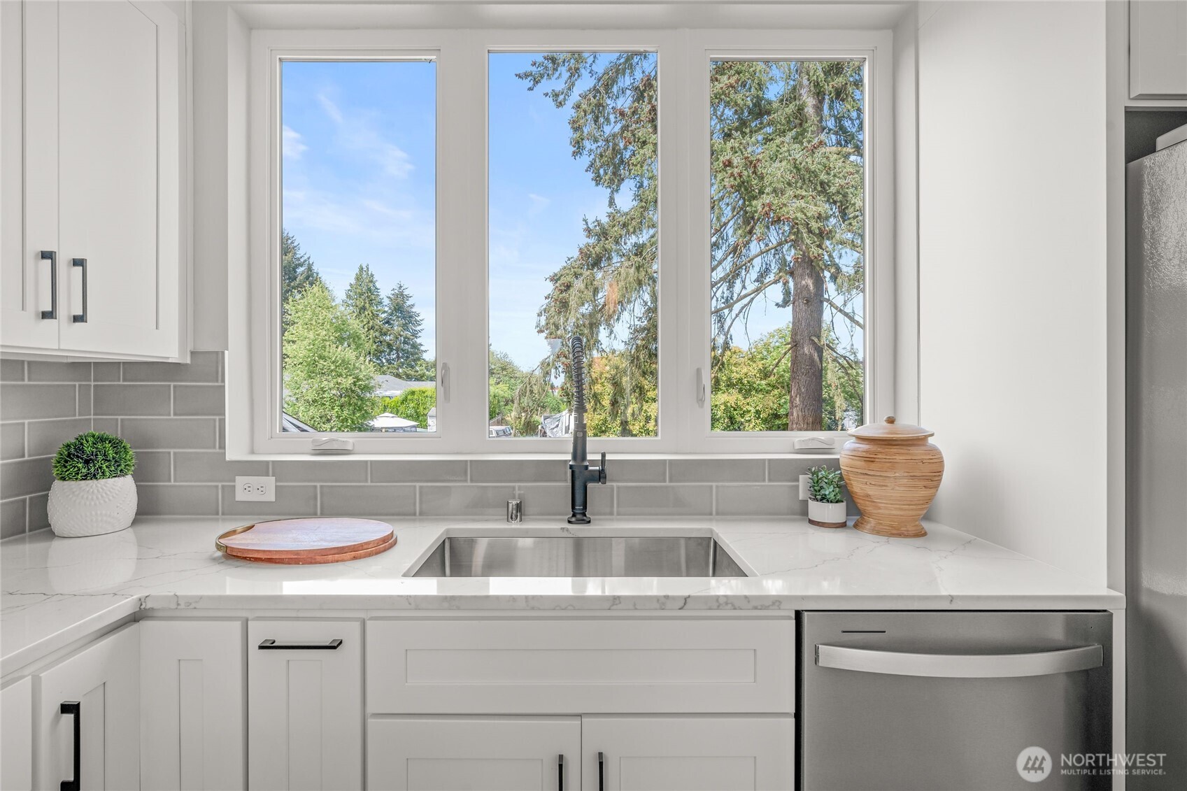 12225 Roseberg Avenue S Unit: 3