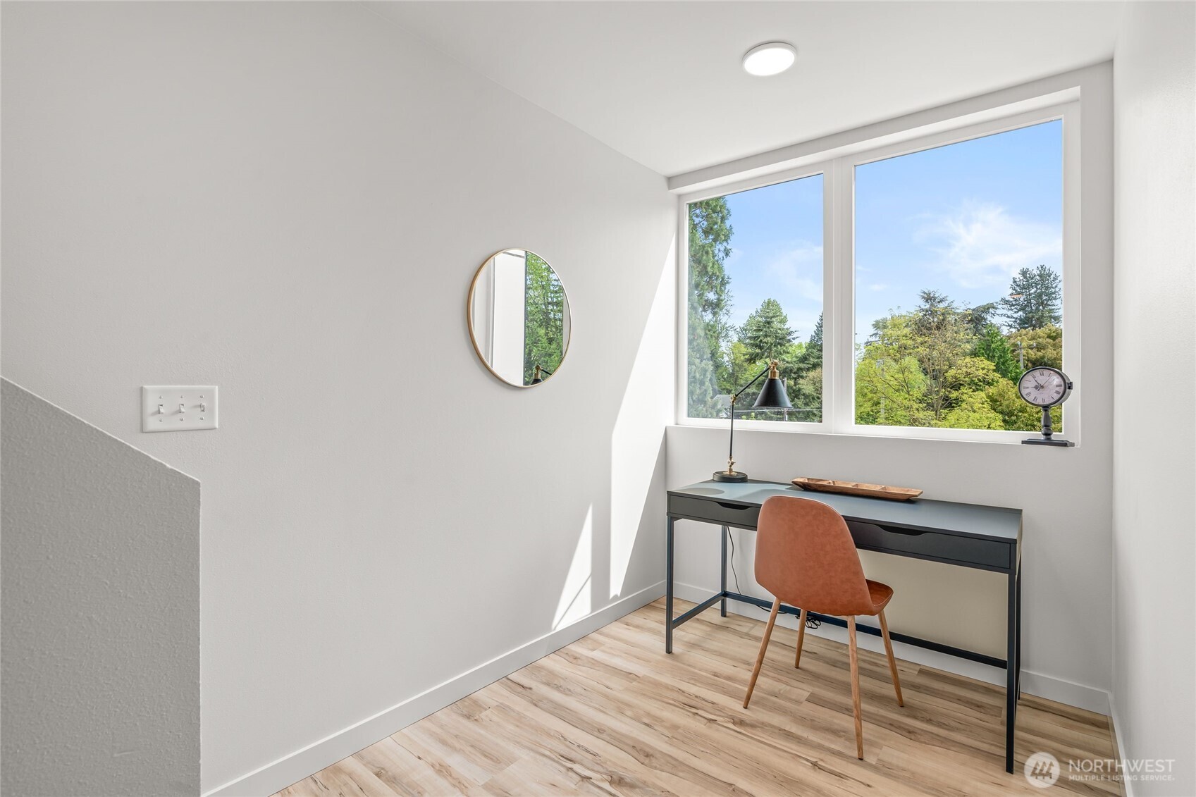 12225 Roseberg Avenue S Unit: 3