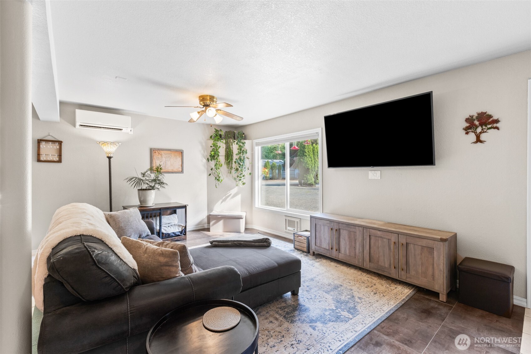 101 Crestview Drive