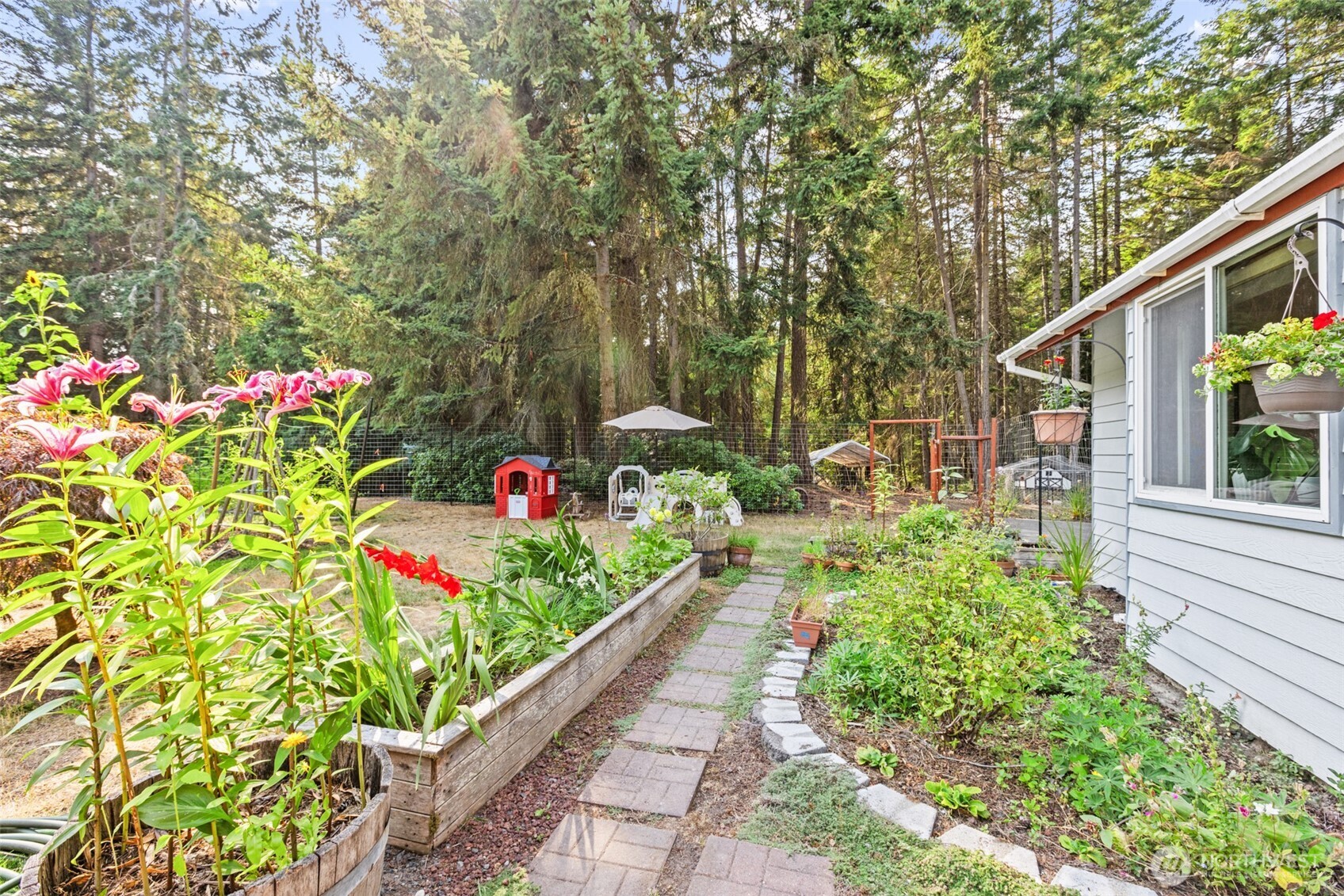 101 Crestview Drive