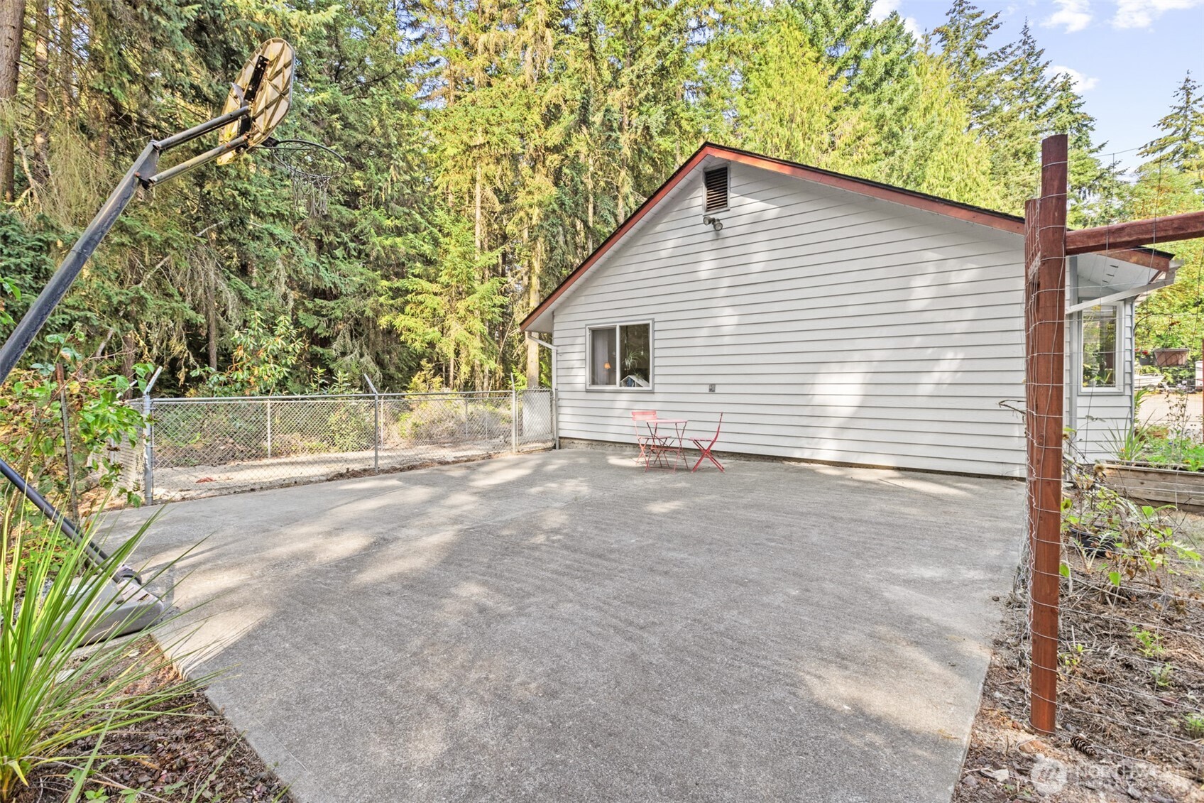101 Crestview Drive