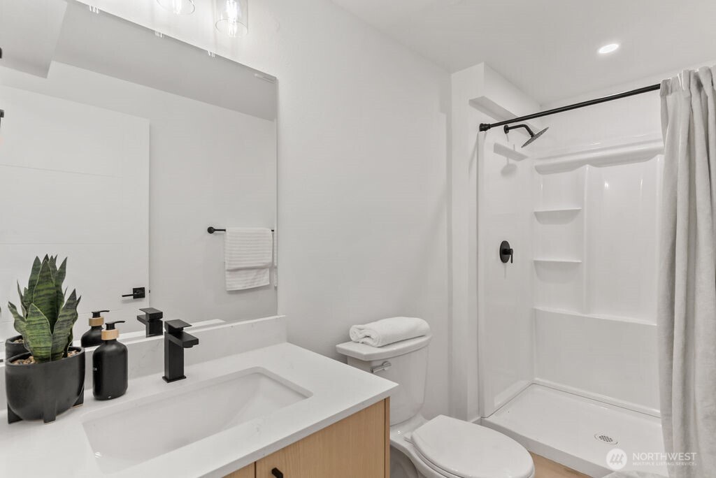 11008 Maury Lane SW