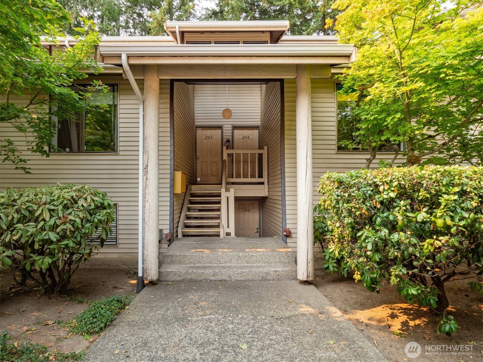 12221 100th Avenue NE Unit: 103