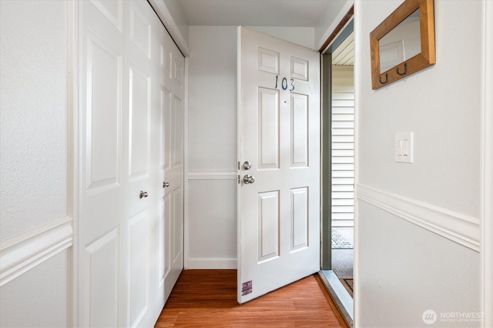 12221 100th Avenue NE Unit: 103