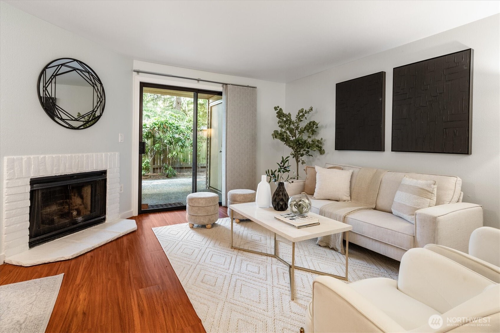 12221 100th Avenue NE Unit: 103