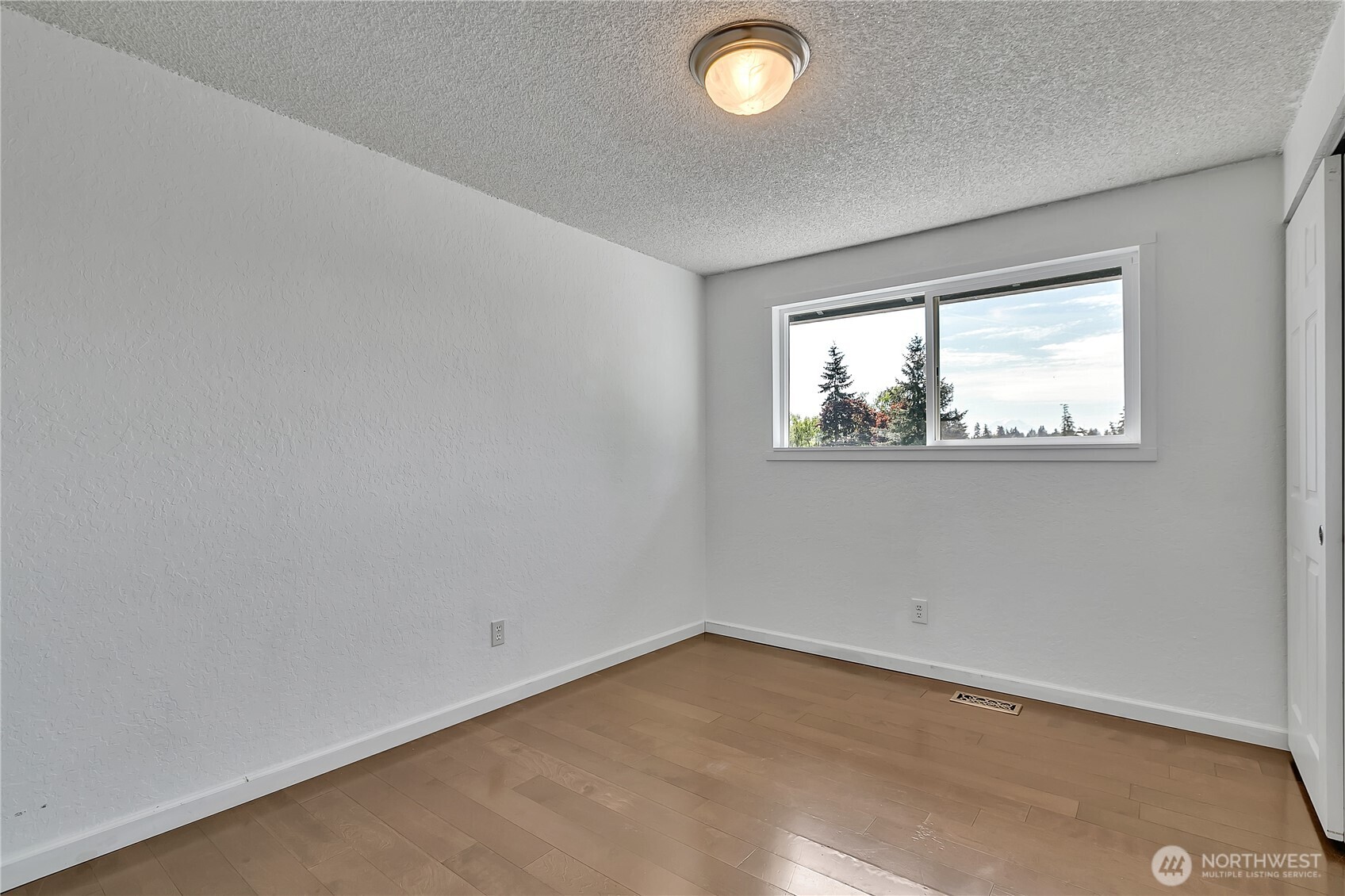 3114 SW 313th Place