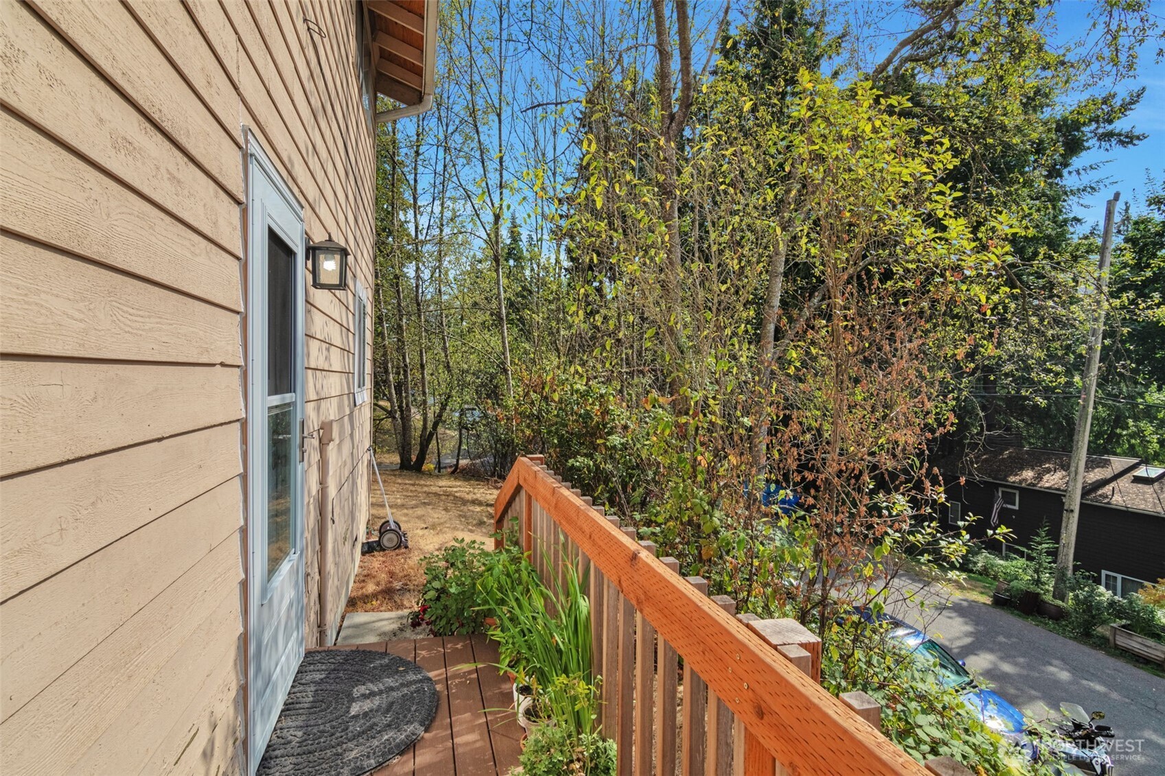 20101 14th Avenue NE Unit: 1
