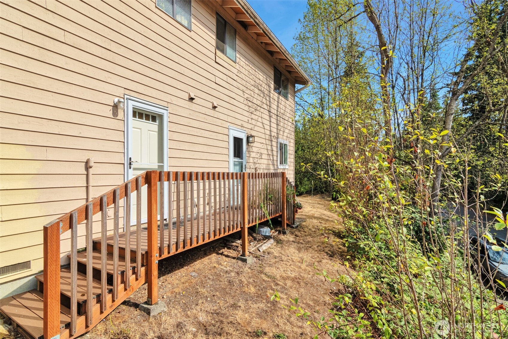 20101 14th Avenue NE Unit: 1