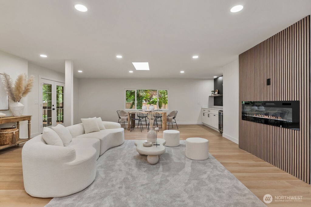 21843 SE 251st Place