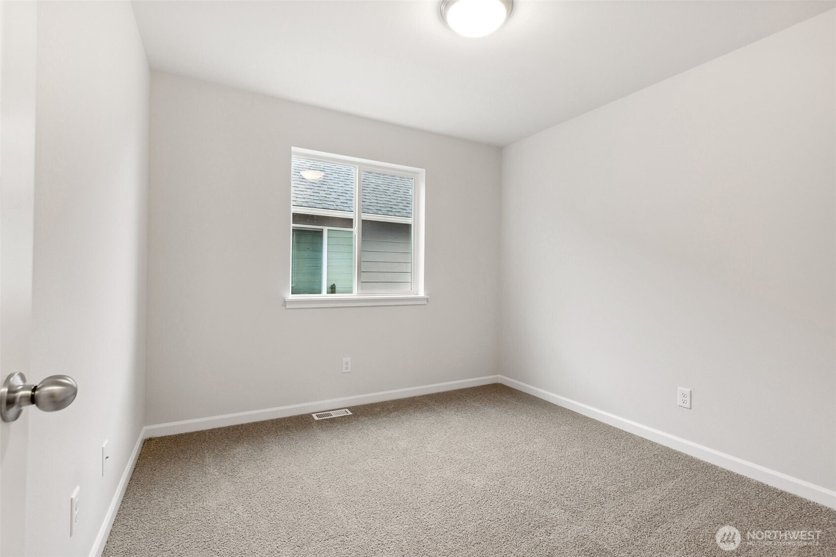 9419 Chief Leschi Street SE Unit: 7