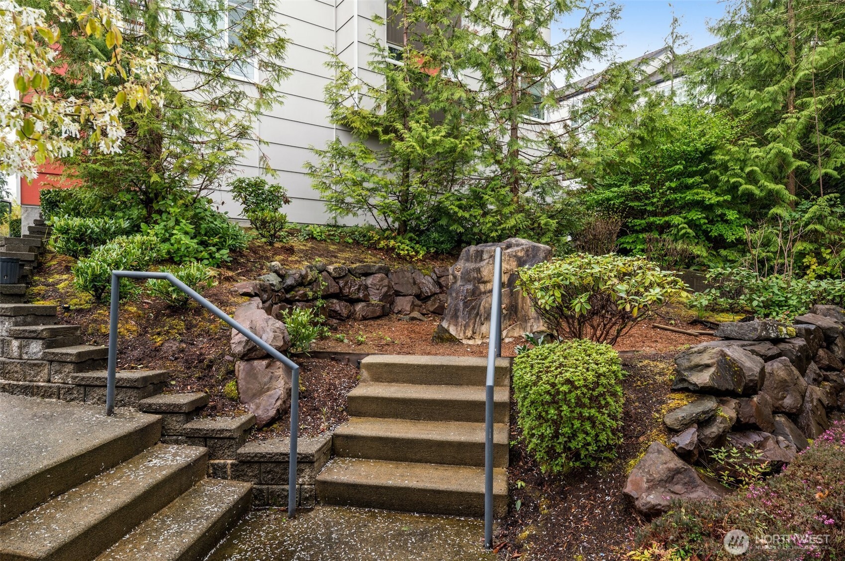 15212 NE 81st Way Unit: 103