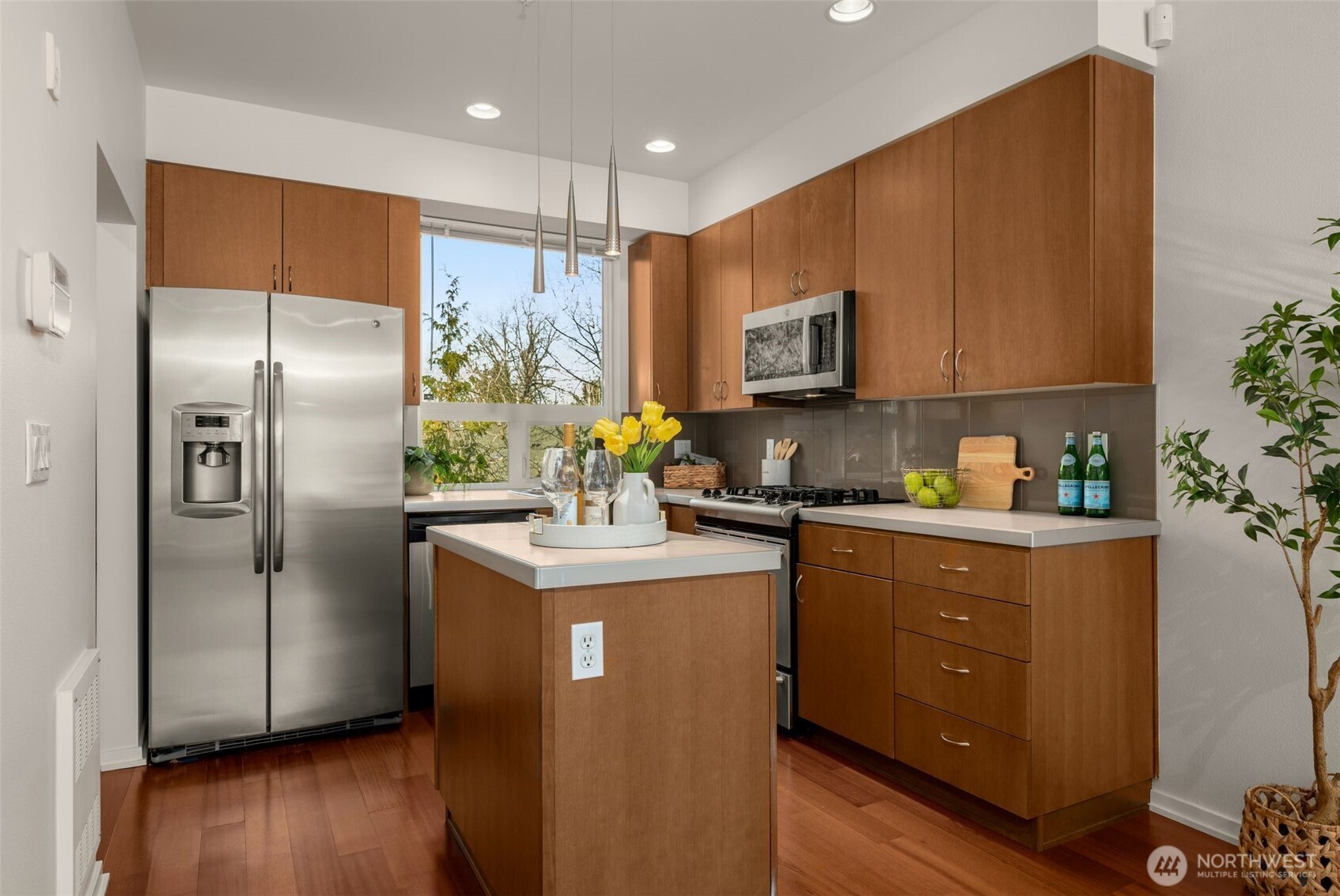 15212 NE 81st Way Unit: 103