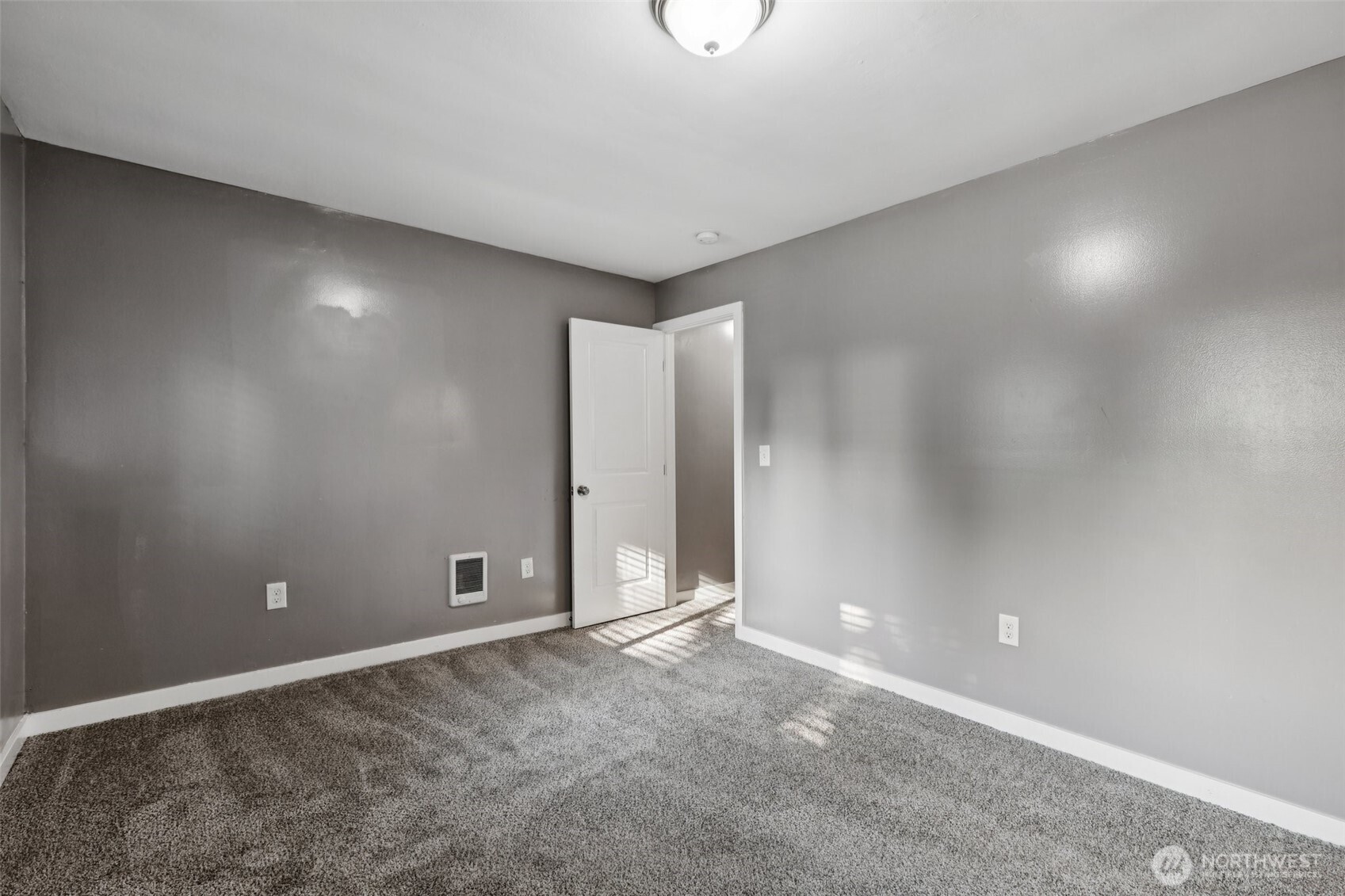 8015 Yakima Ave.