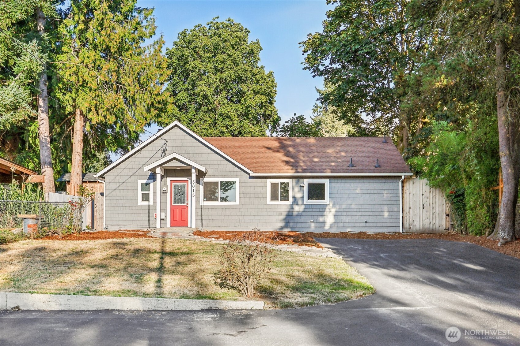 8015 Yakima Ave.