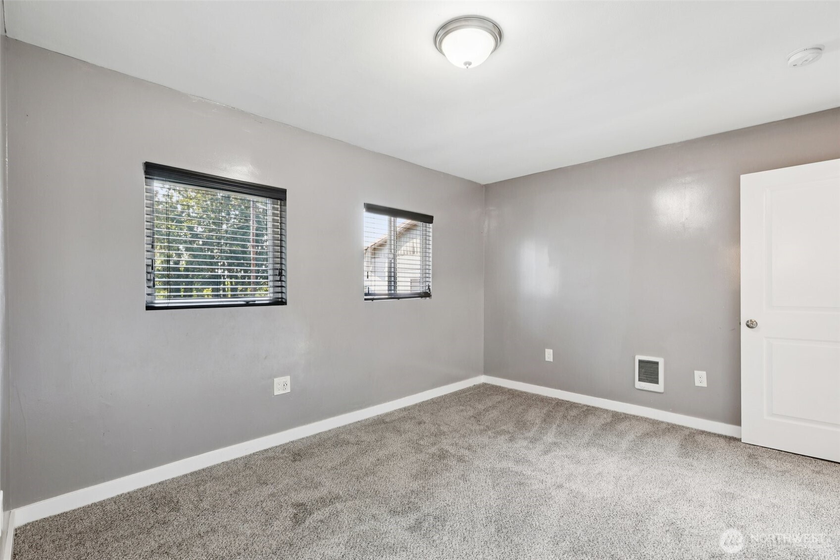 8015 Yakima Ave.