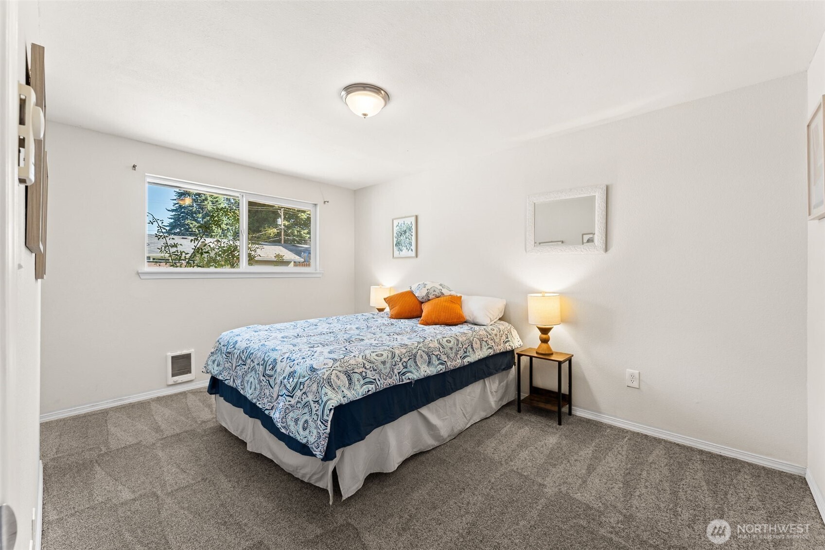 16905 16th Avenue E