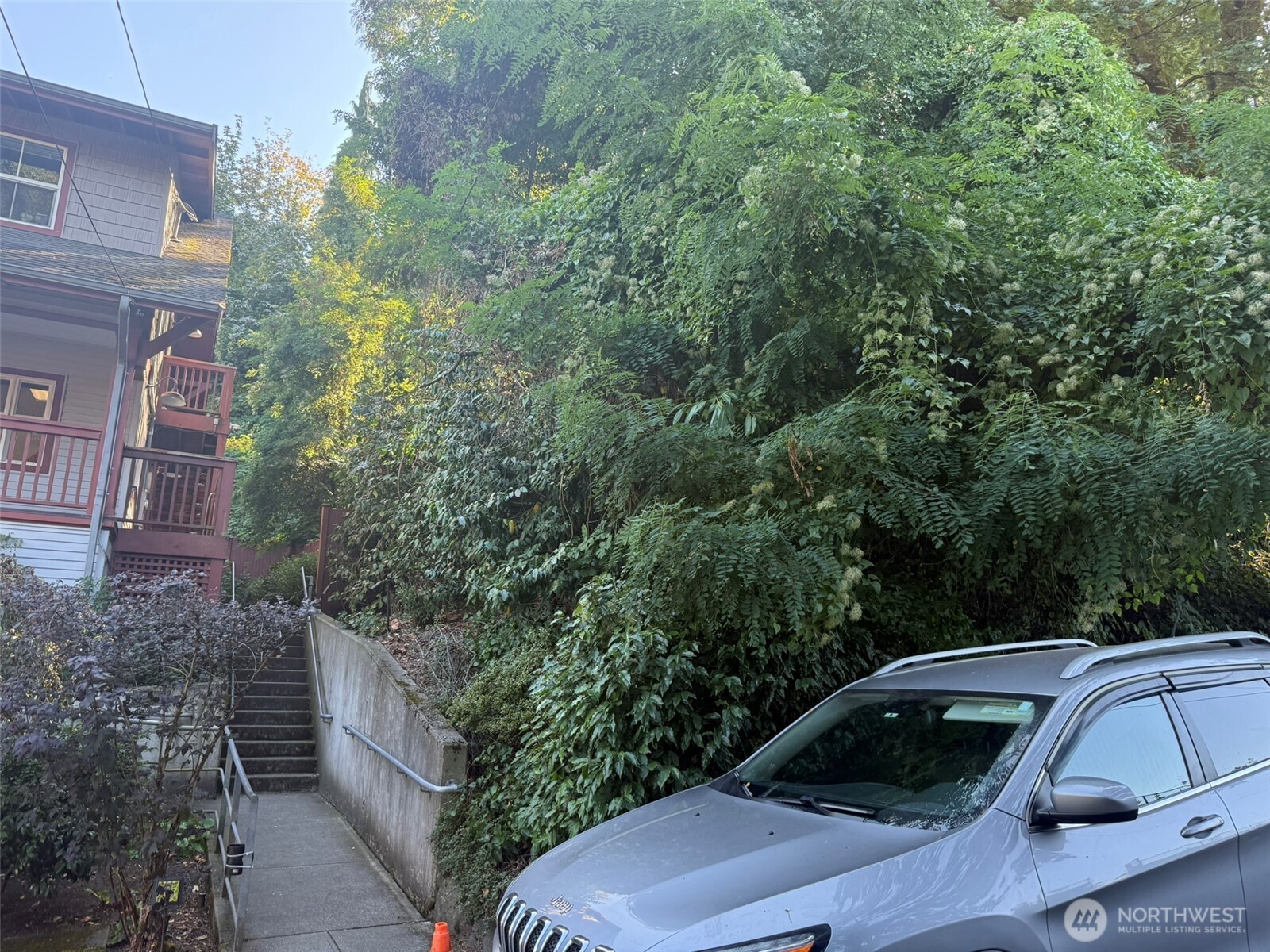 0 E Howell Street