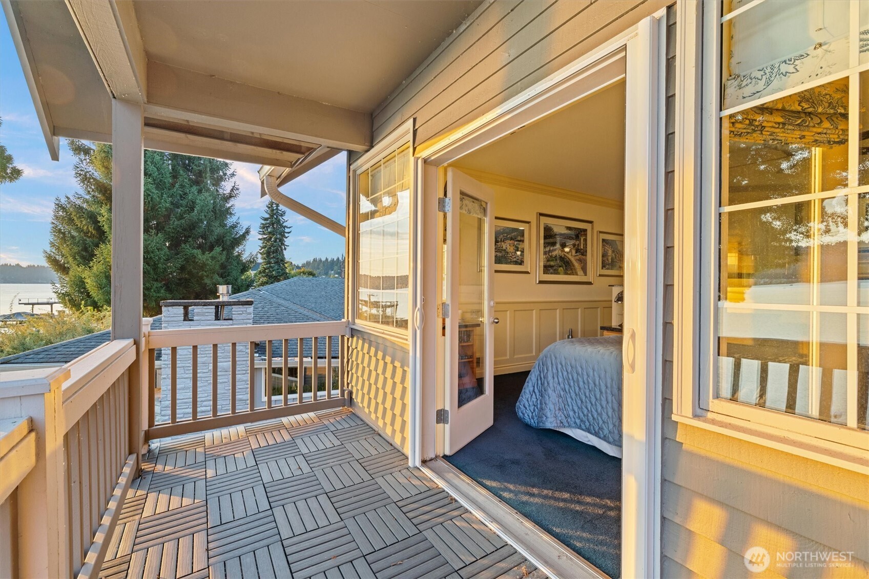 3829 E Lake Sammamish Shore Lane SE