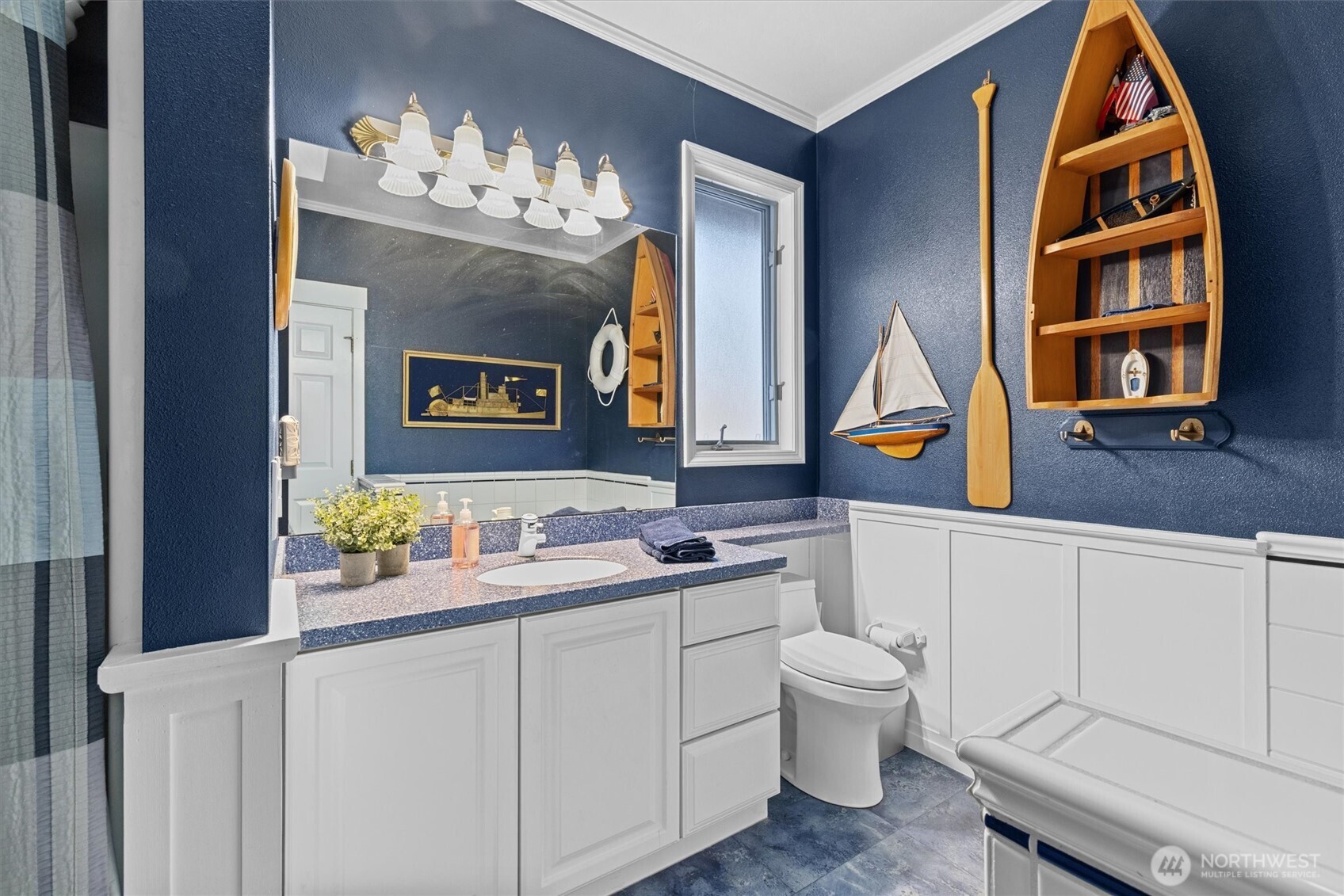 3829 E Lake Sammamish Shore Lane SE