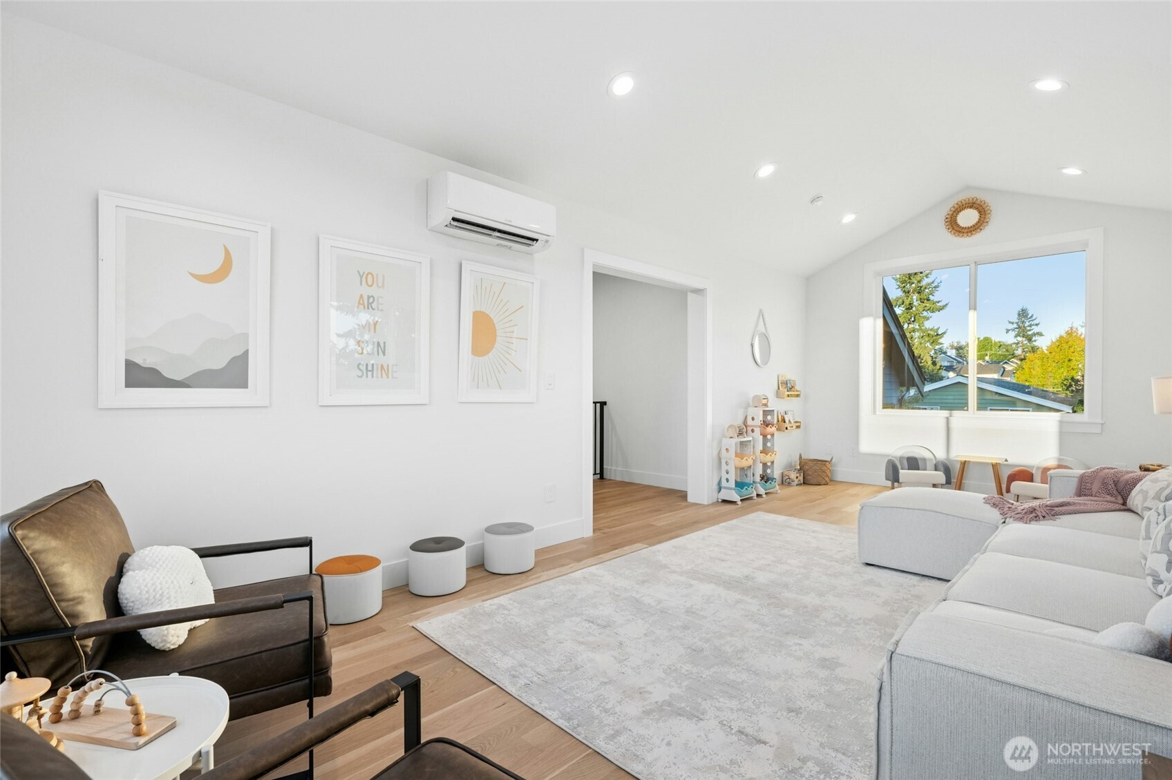 6740 27th Avenue NW