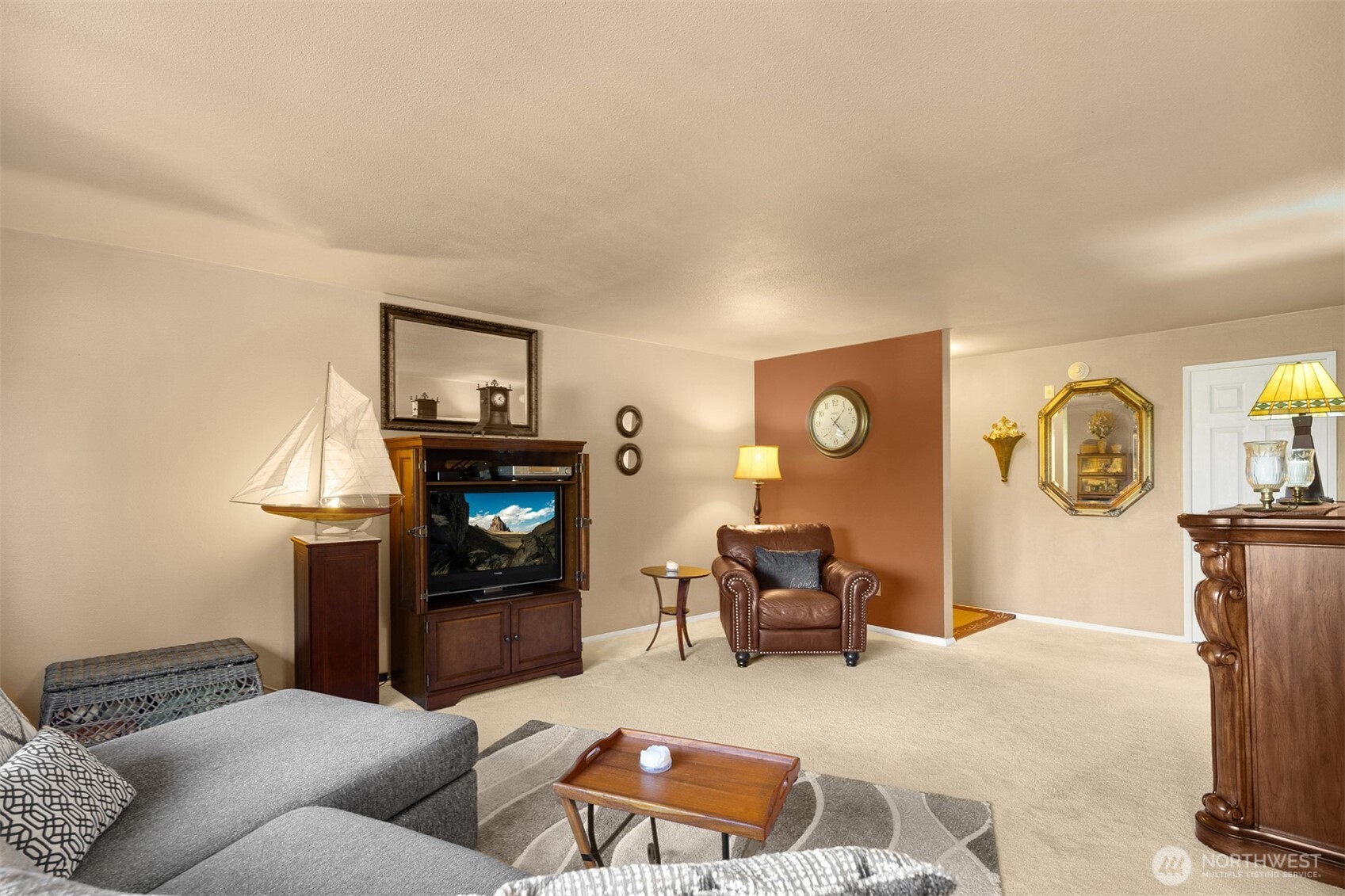 330 Elm Street Unit: 305