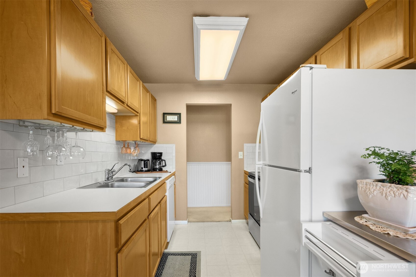 330 Elm Street Unit: 305