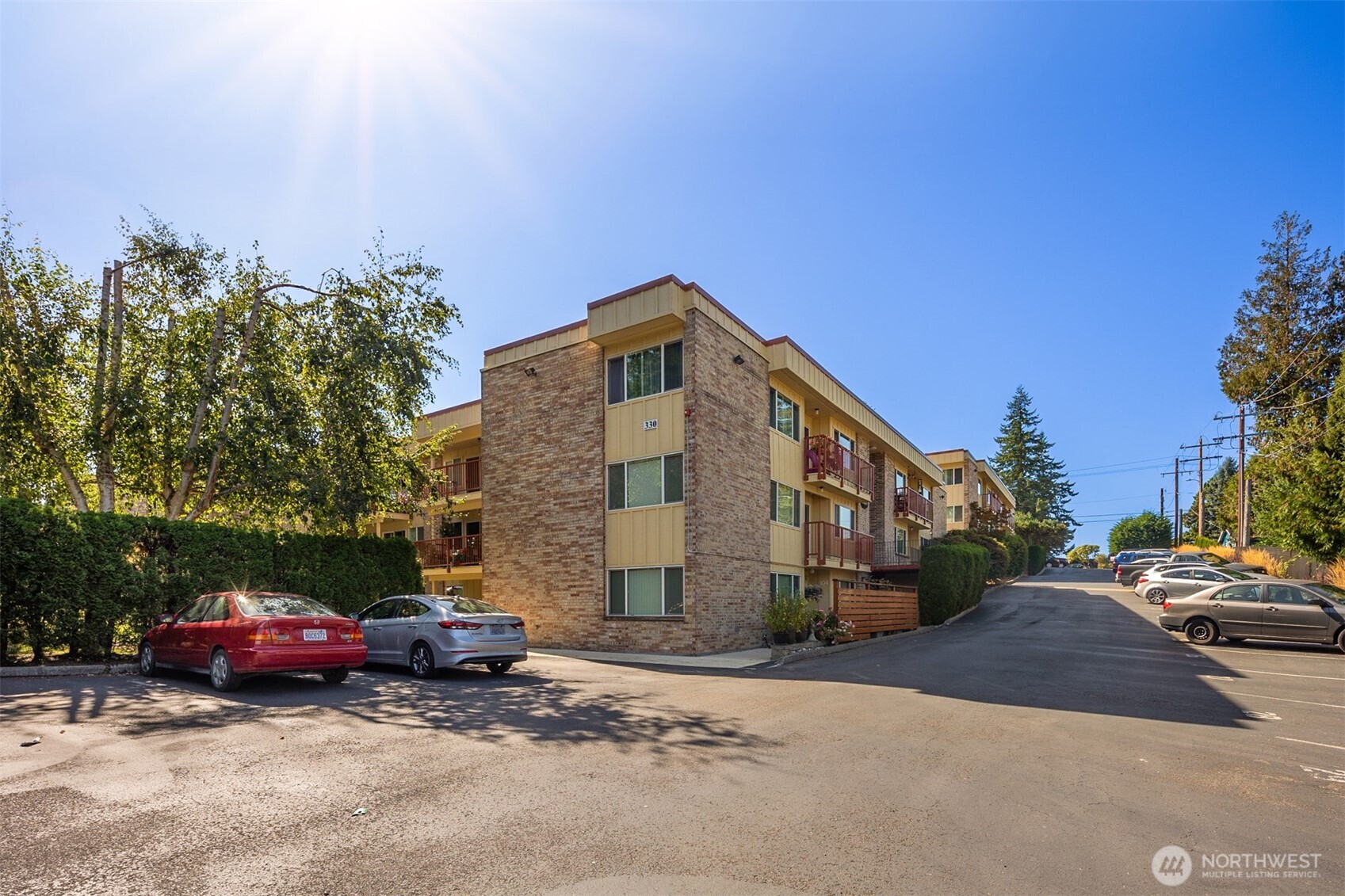 330 Elm Street Unit: 305