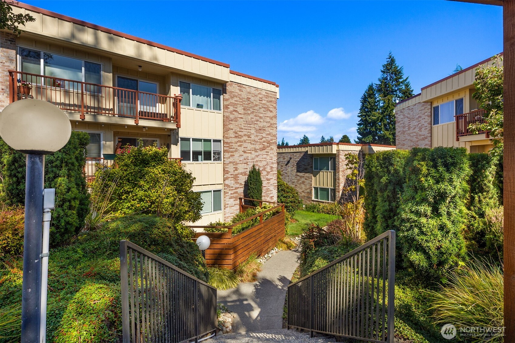 330 Elm Street Unit: 305