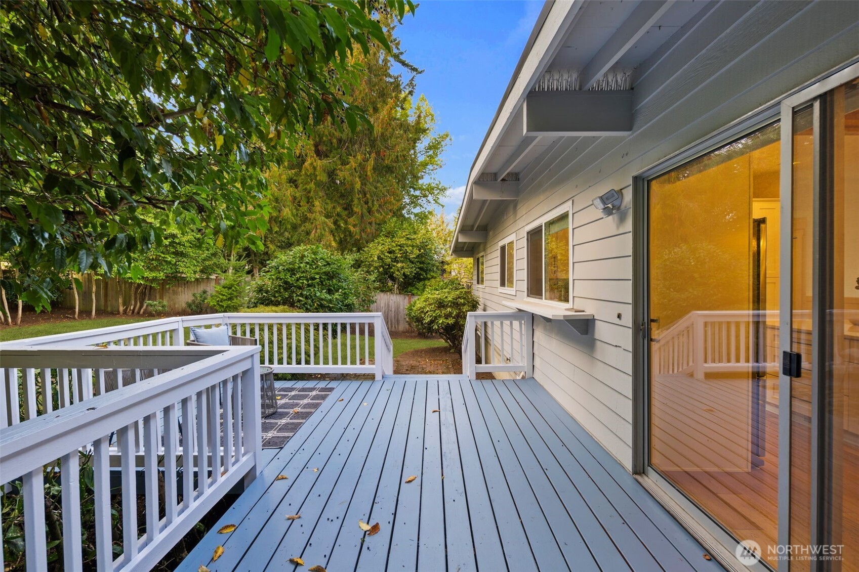 201 165th Avenue NE