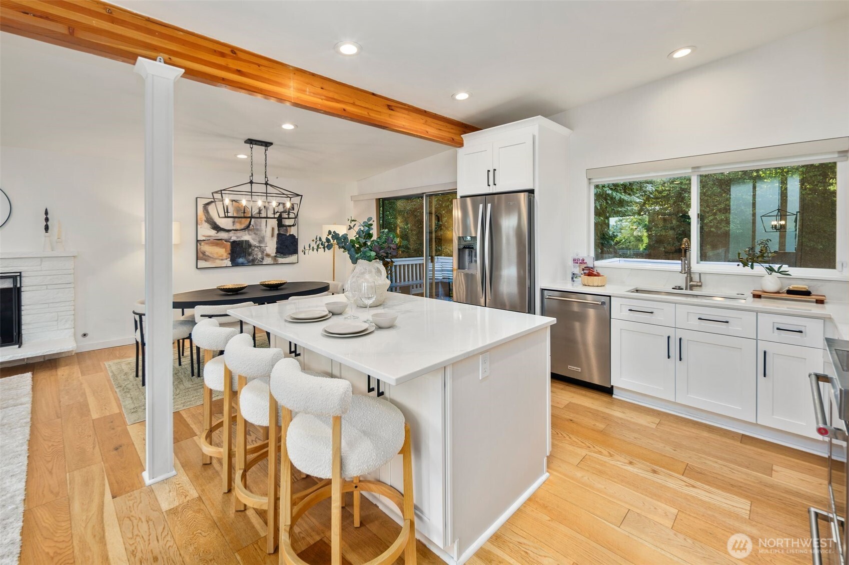 201 165th Avenue NE