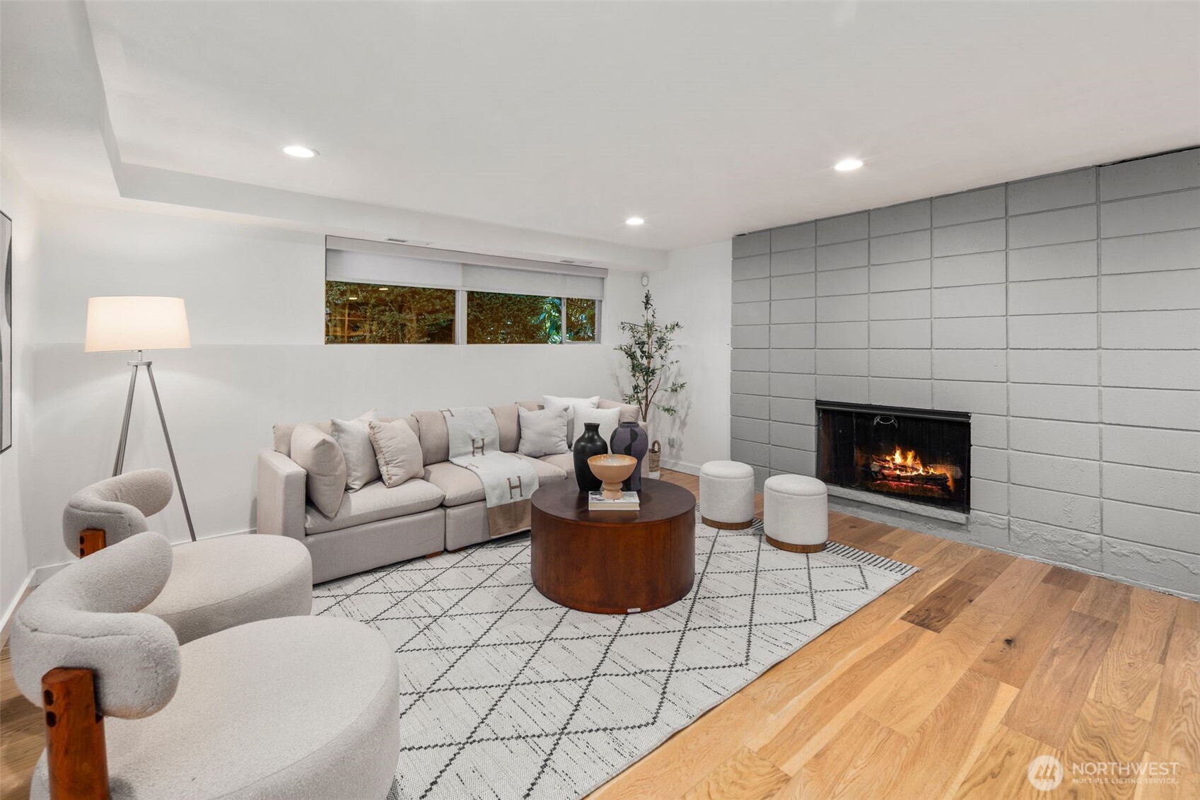 201 165th Avenue NE