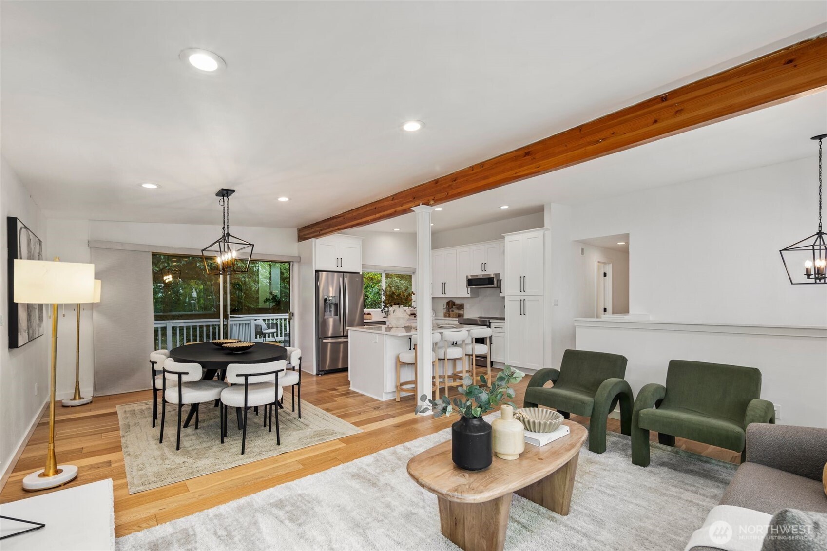 201 165th Avenue NE