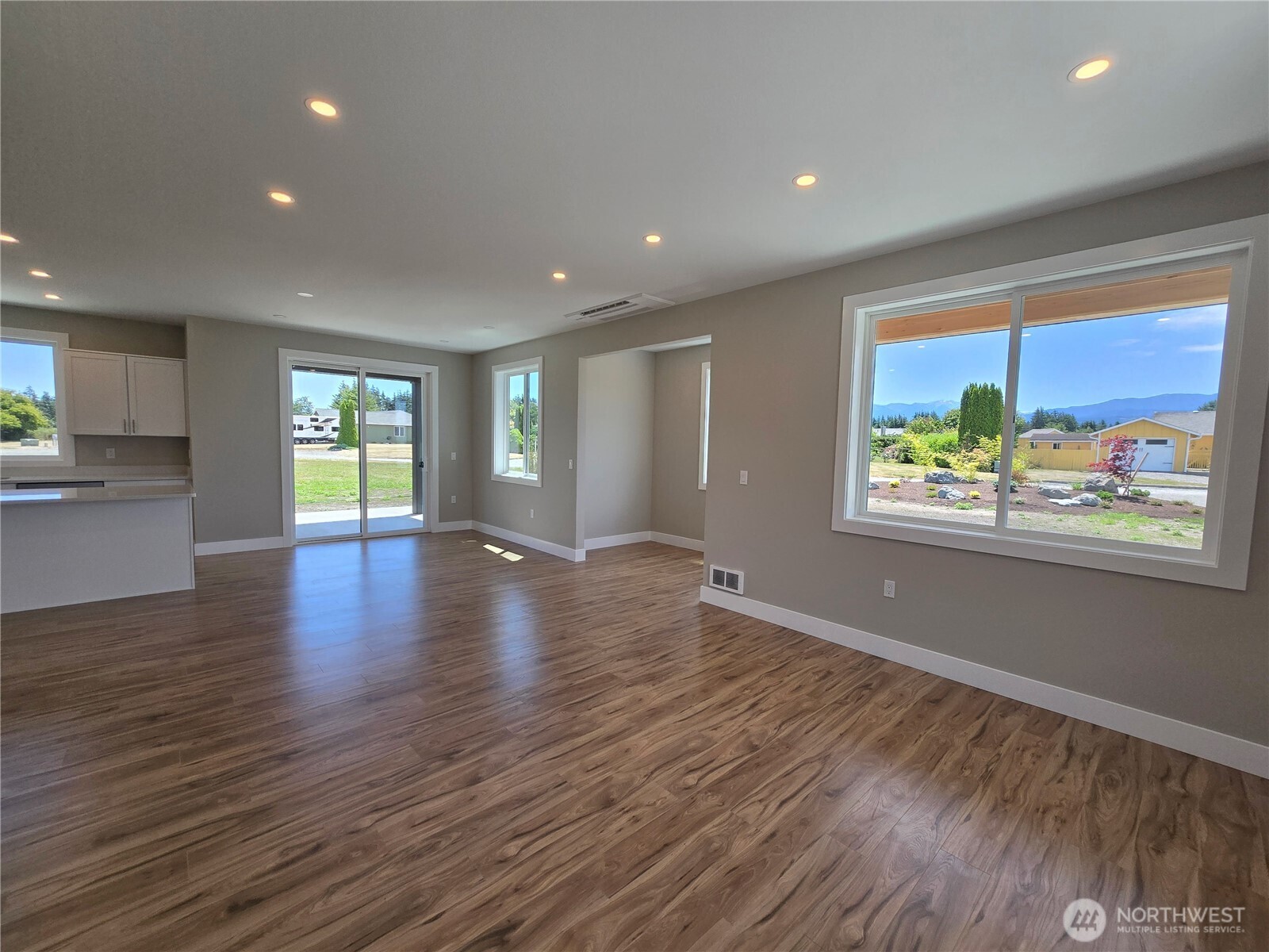 71 Falconcrest Court
