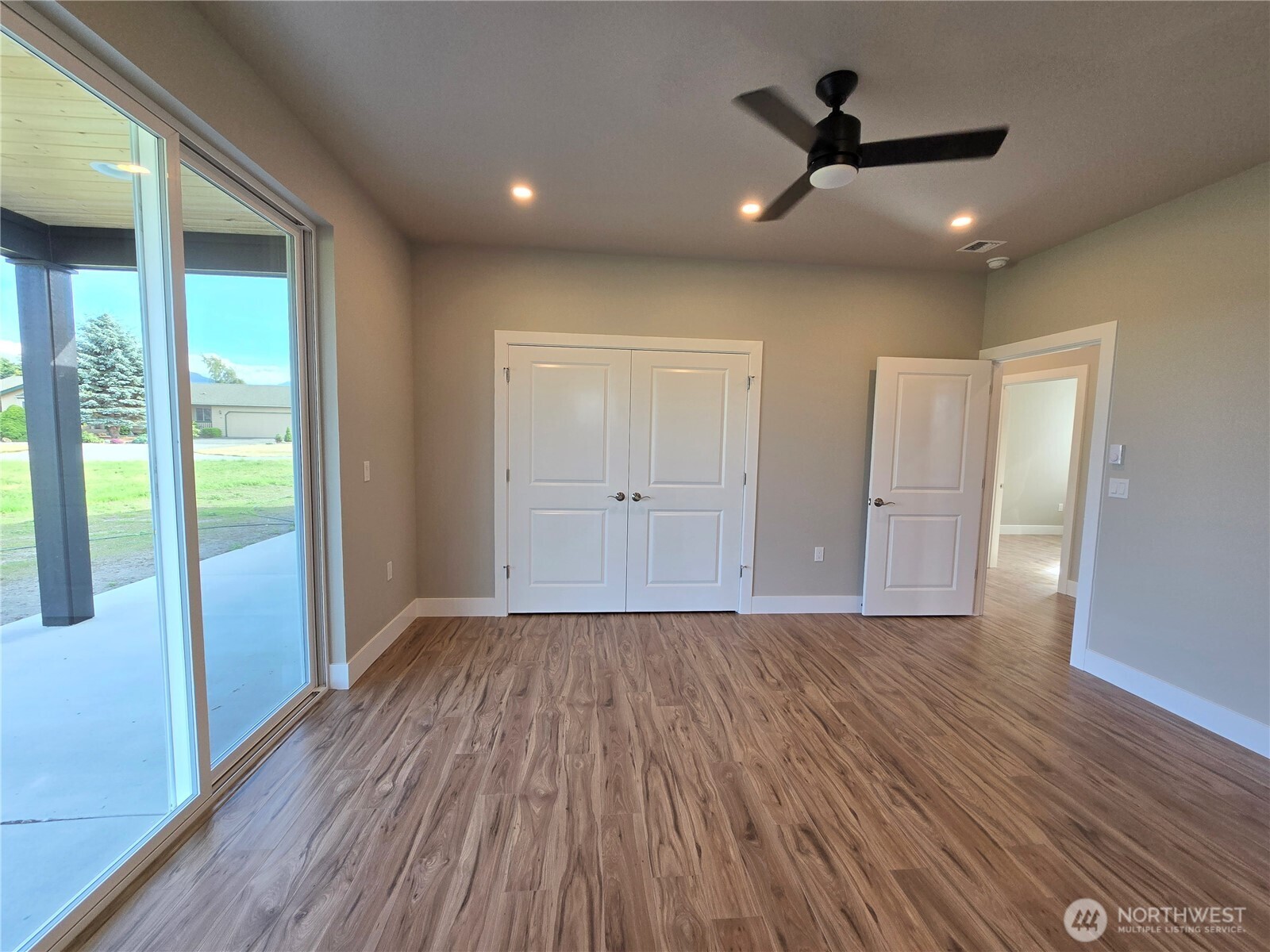 71 Falconcrest Court