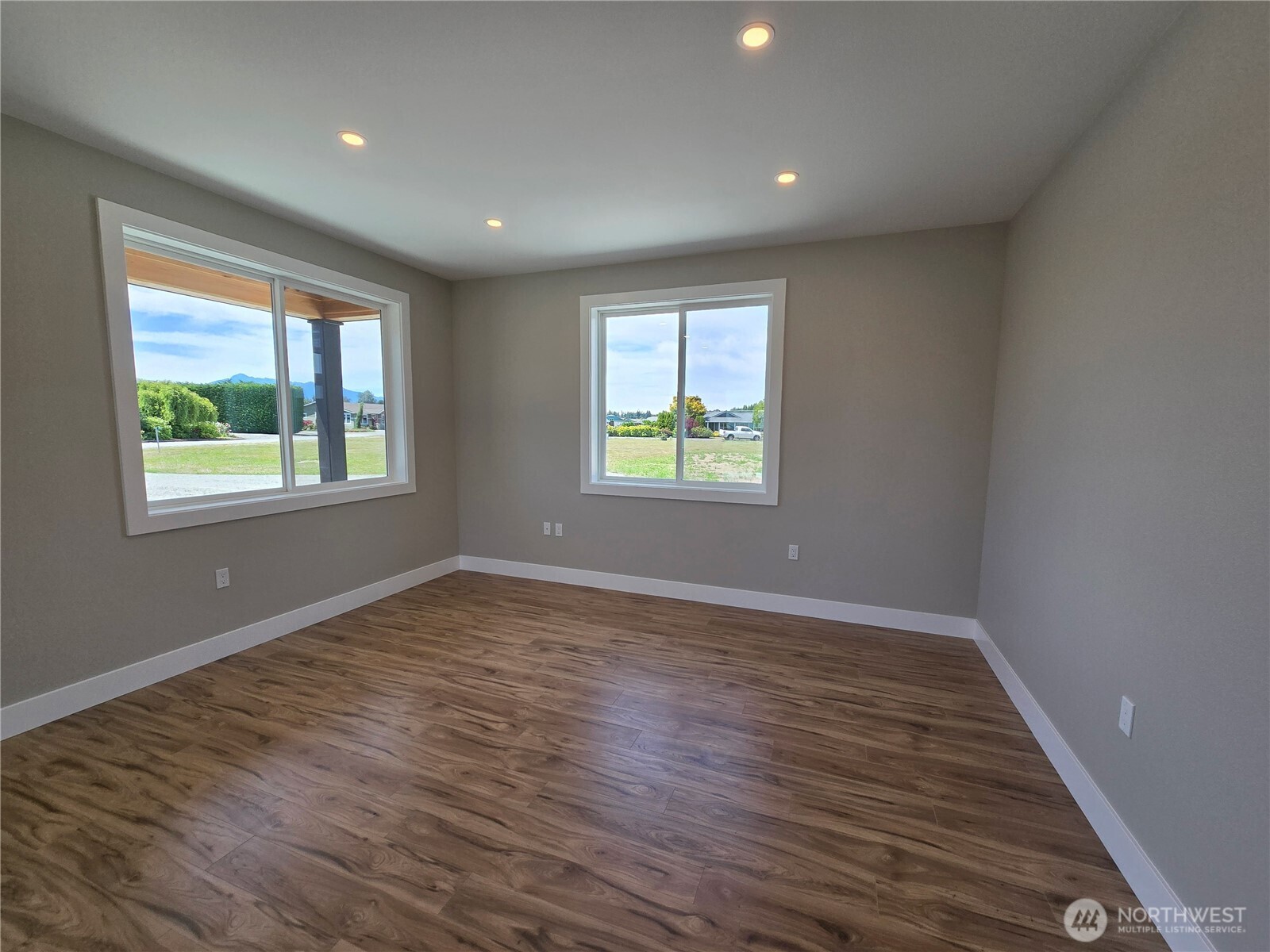 71 Falconcrest Court