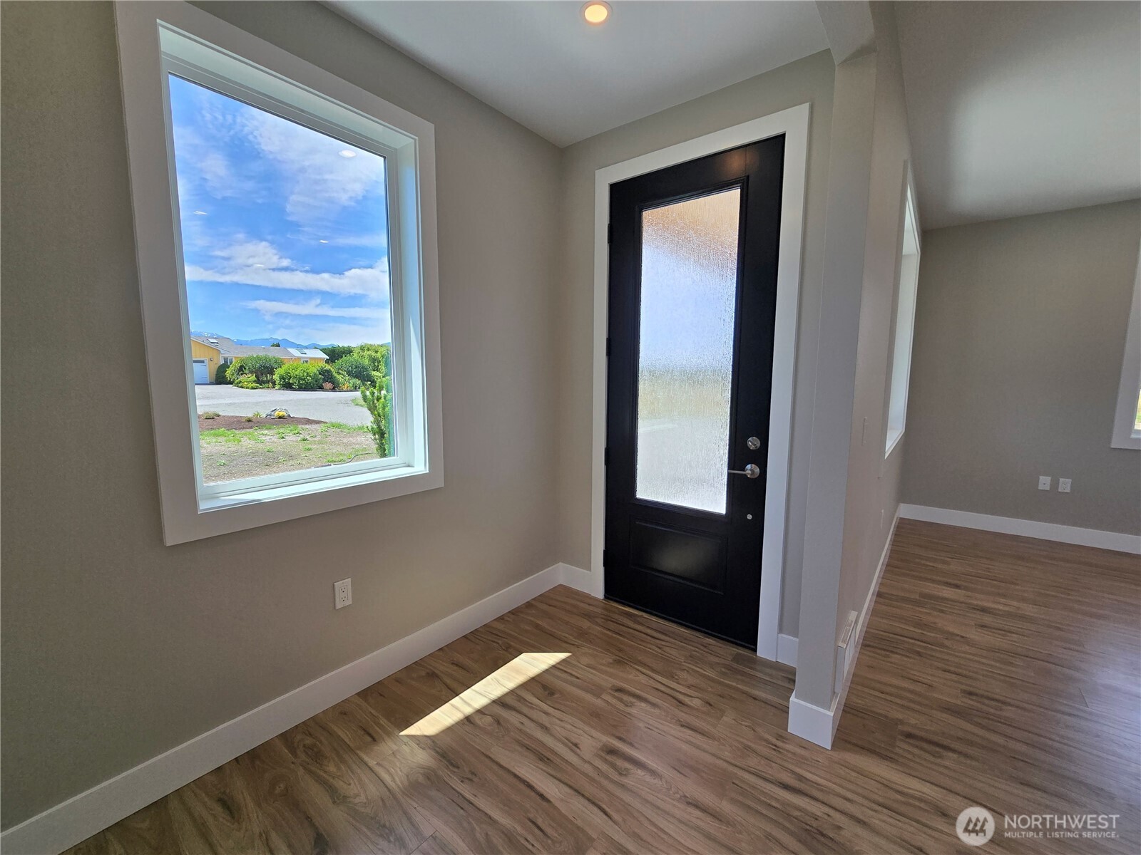71 Falconcrest Court