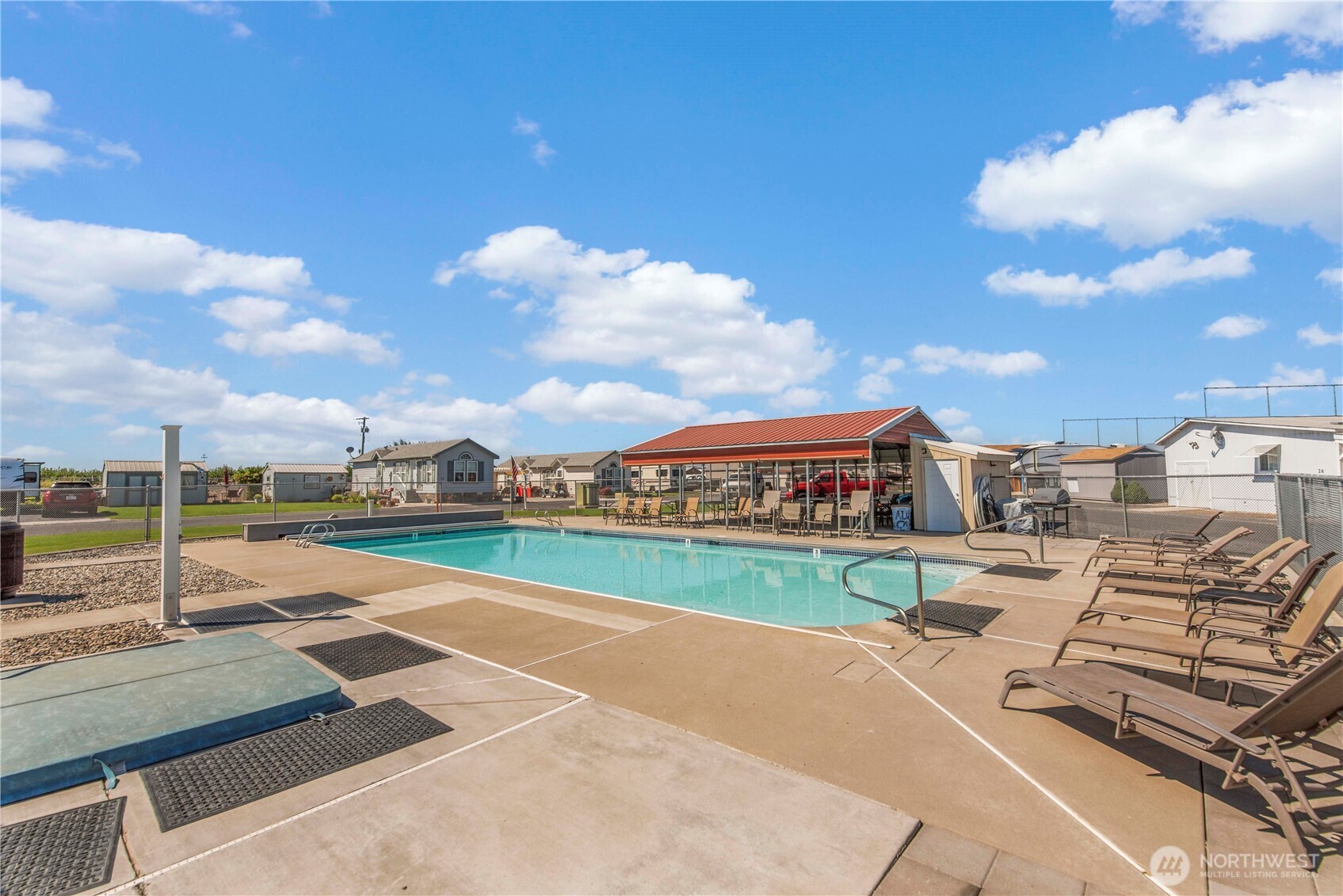 17693 Road 5 NW Unit: 88