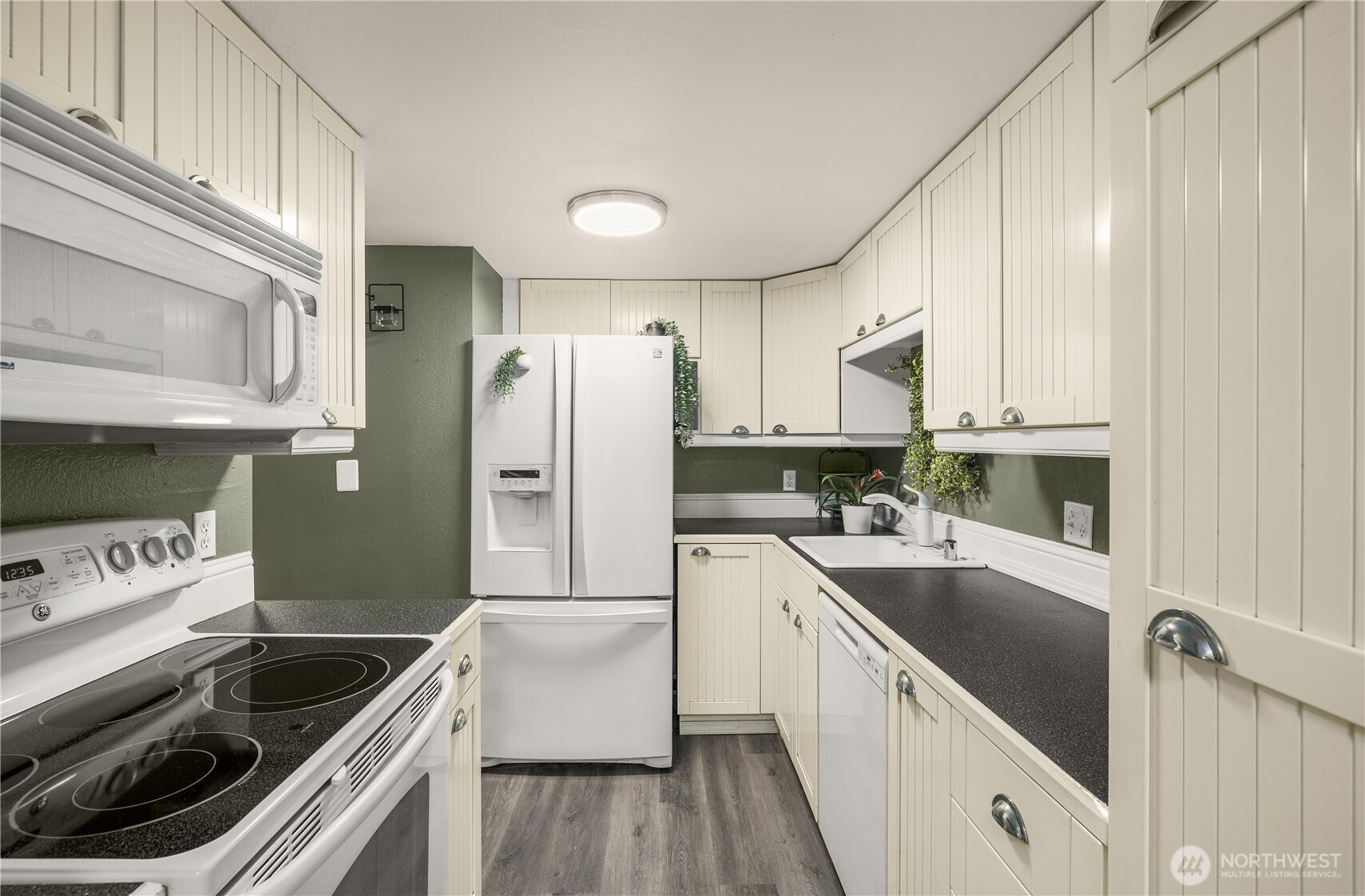 14331 124th Street NE Unit: C-40
