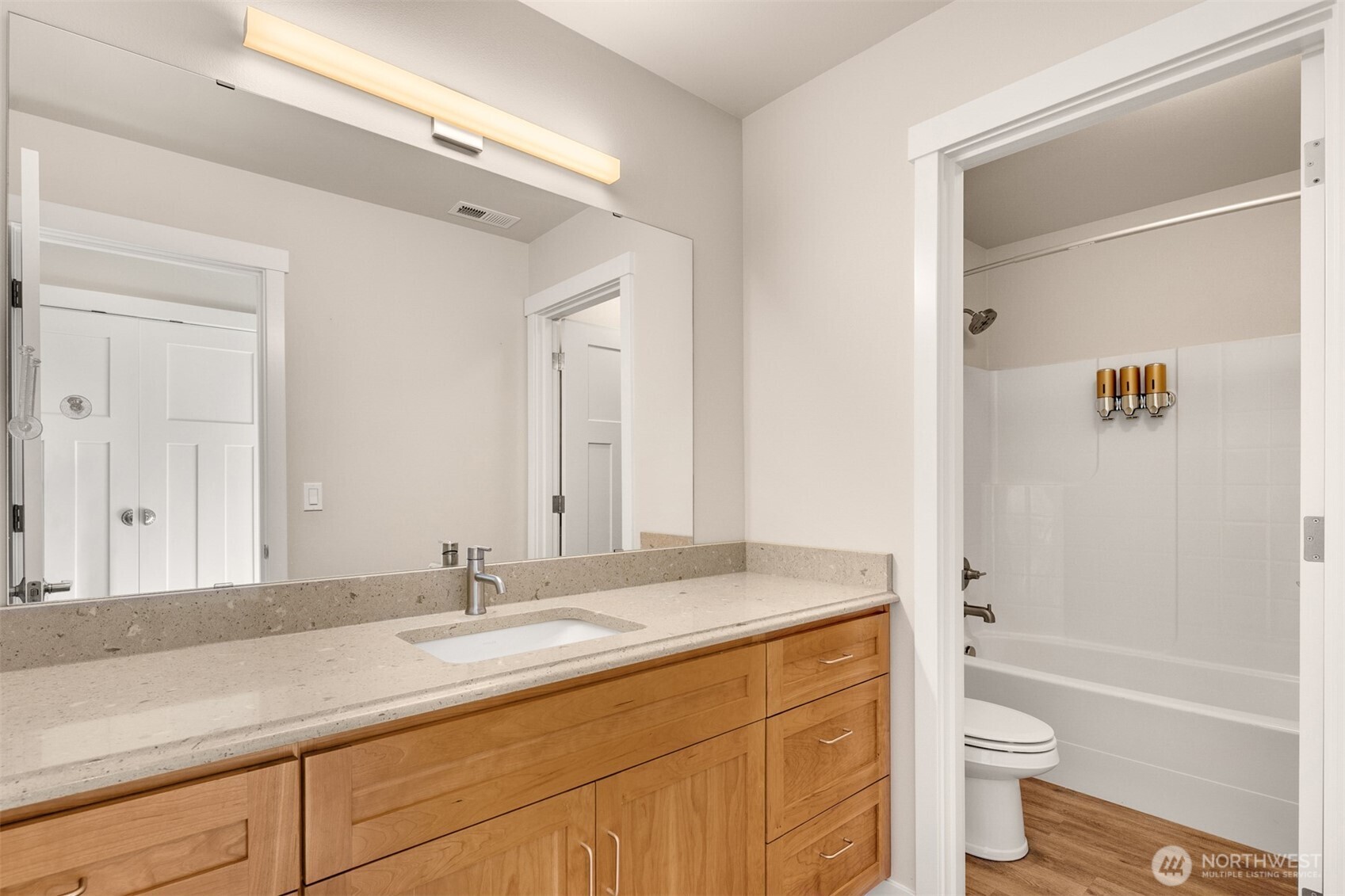 1021 154th St NW