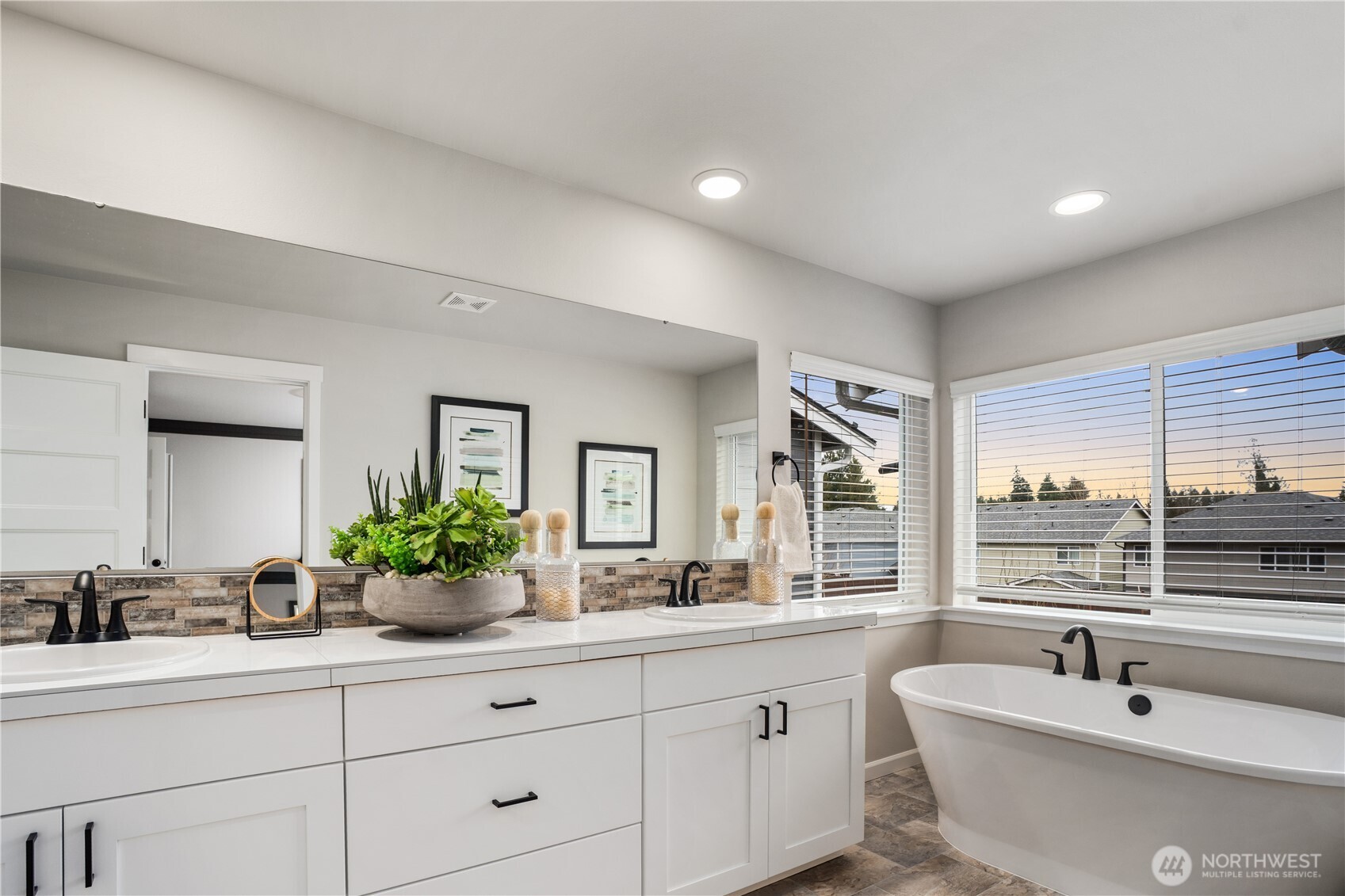 1122 68th Avenue SE Unit: 23