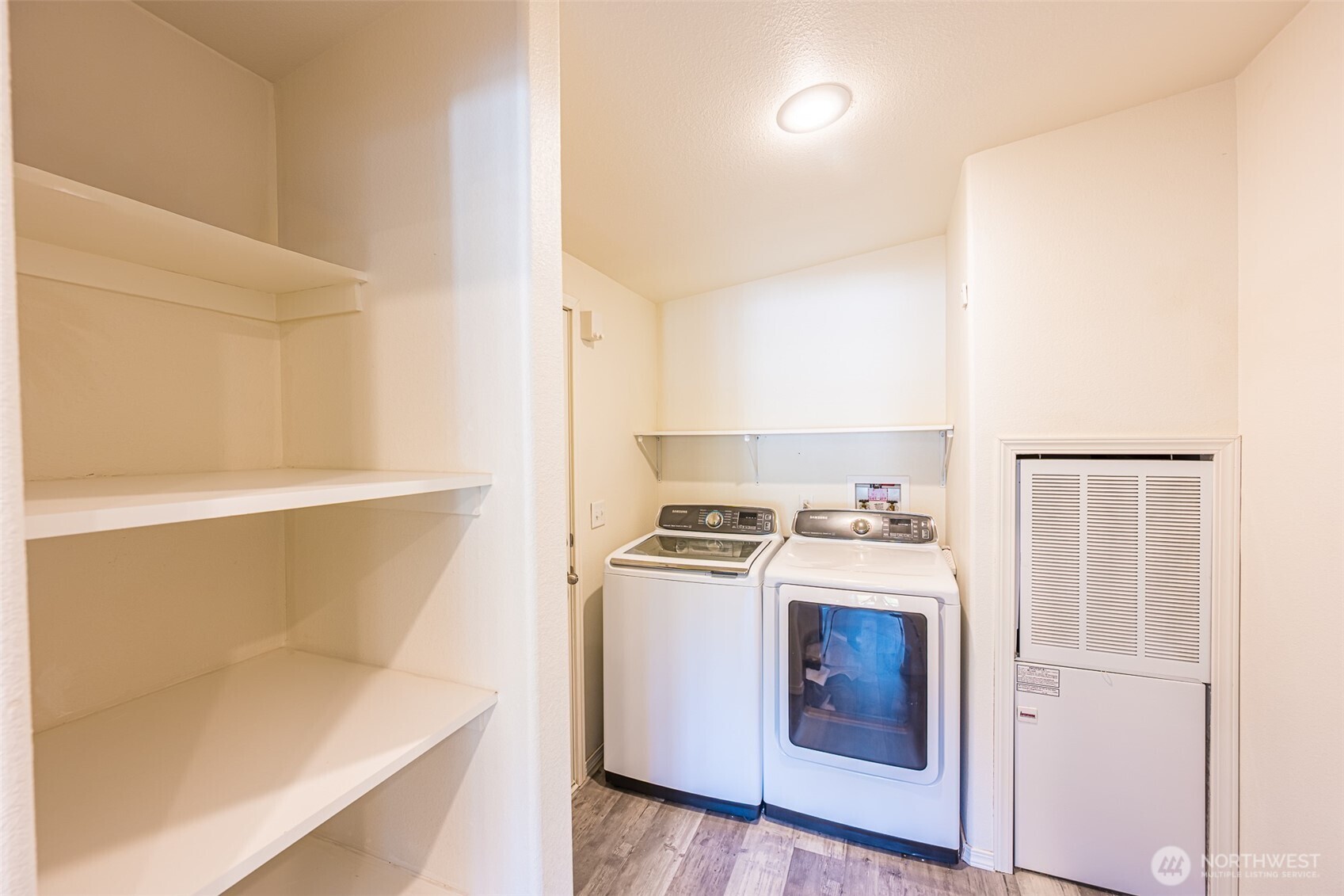 1522 W 15th Street