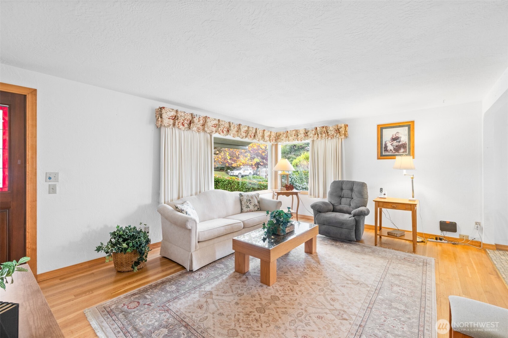 217 E 10th Street